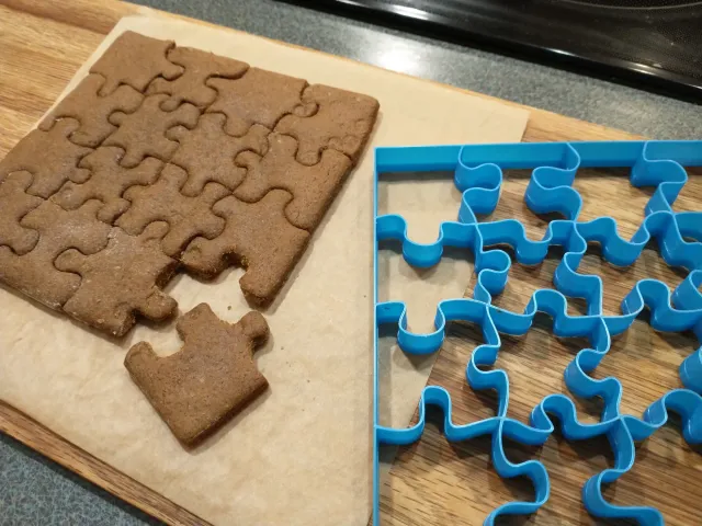 Bake-in-Place Cookie Puzzle