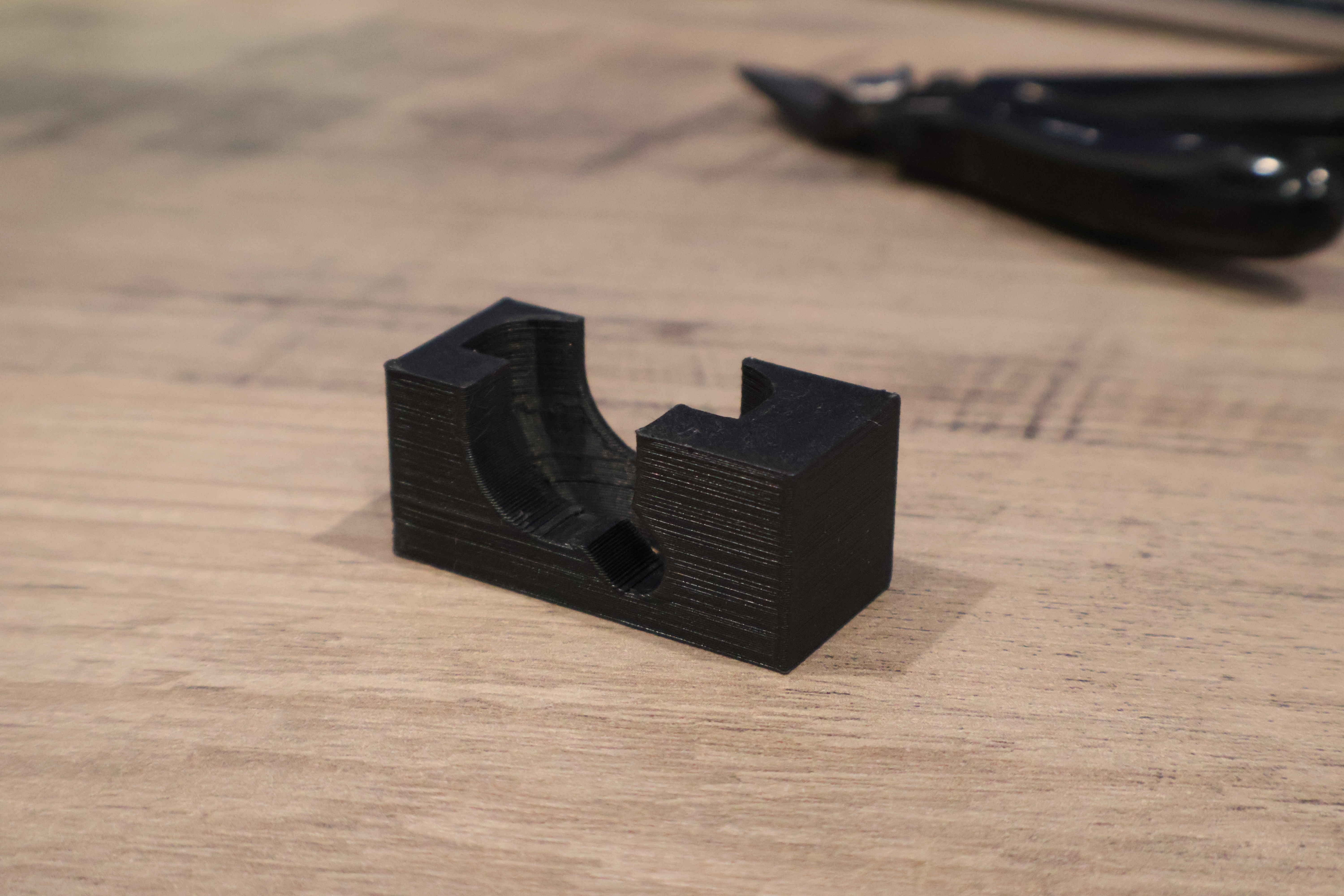 Miniatura 3 do modelo 3D Canon BR-E1 Remote Holder Insert