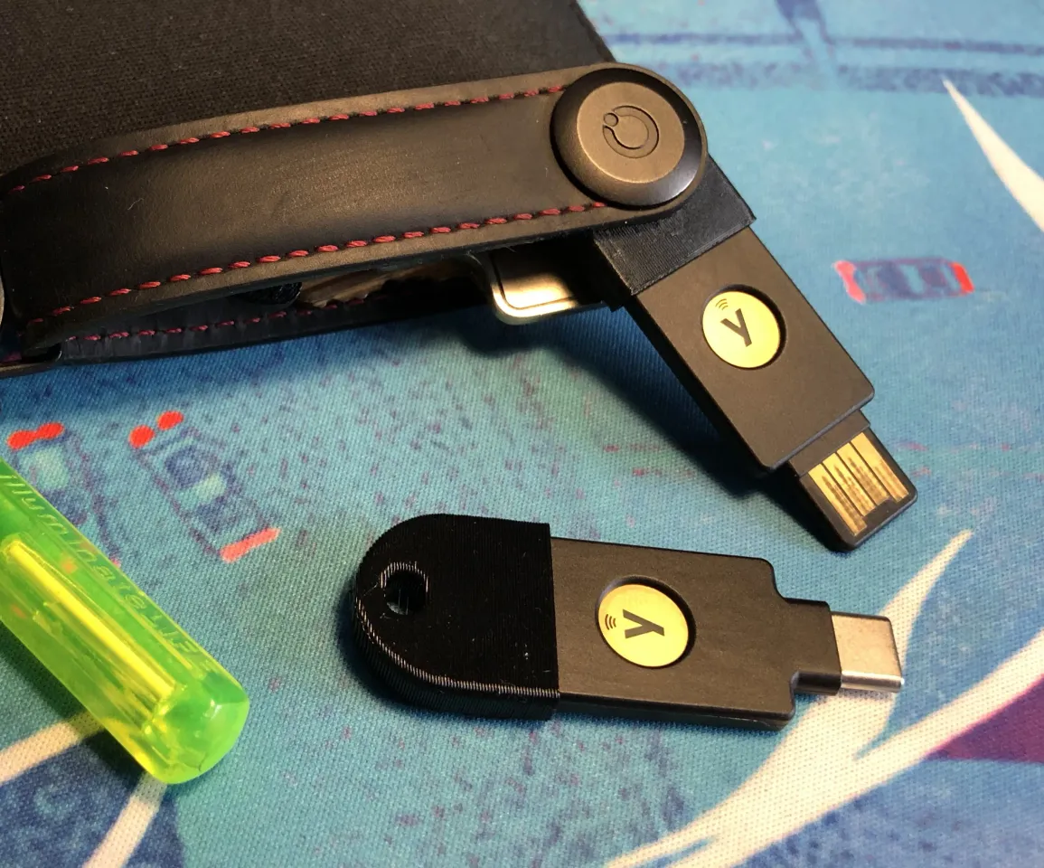 YubiKey keyring/Orbitkey attachment. by ClassicGOD | Download free