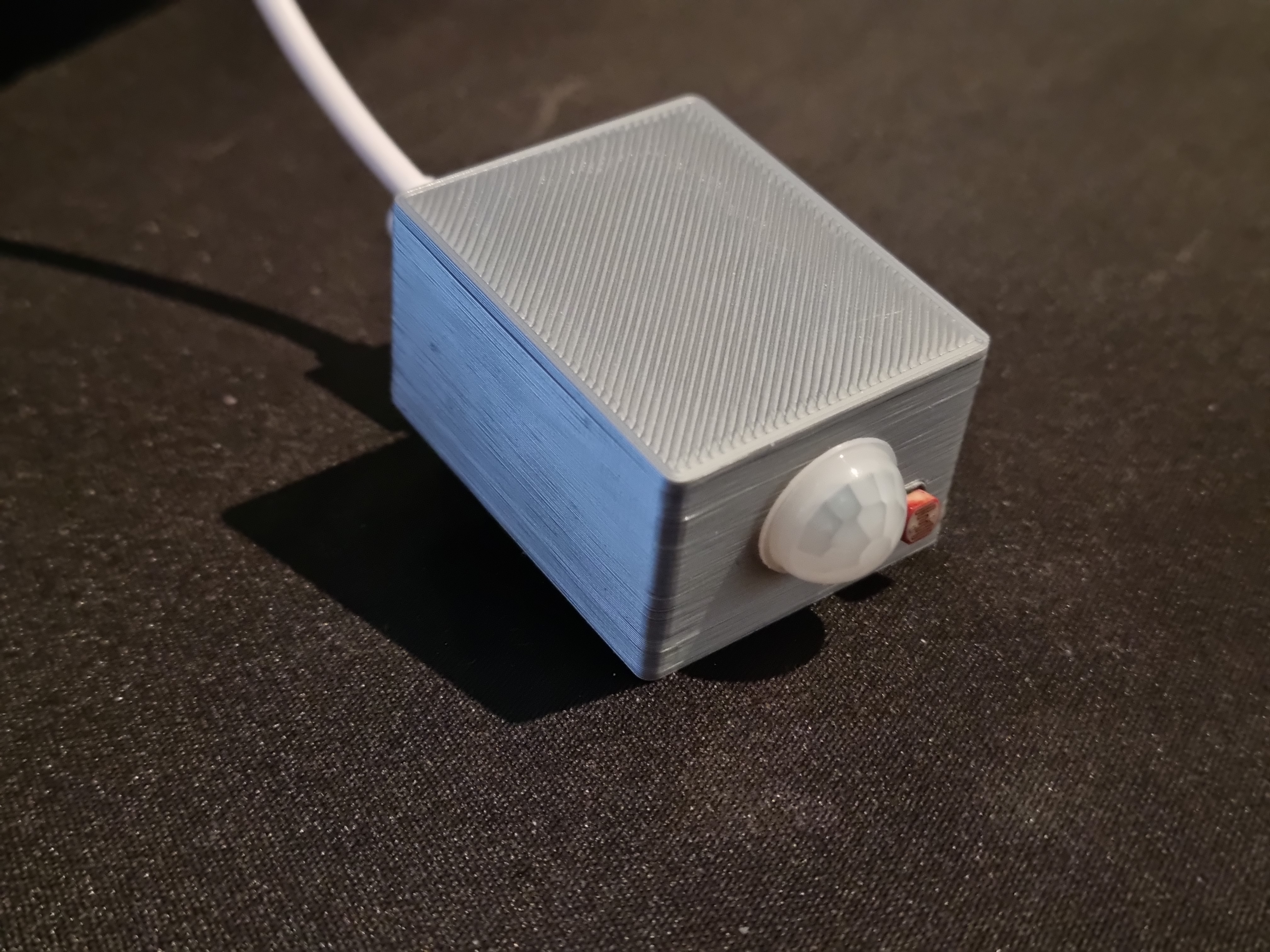 Miniatura 3 do modelo 3D Wemos D1 Mini ESP32 motion sensor case