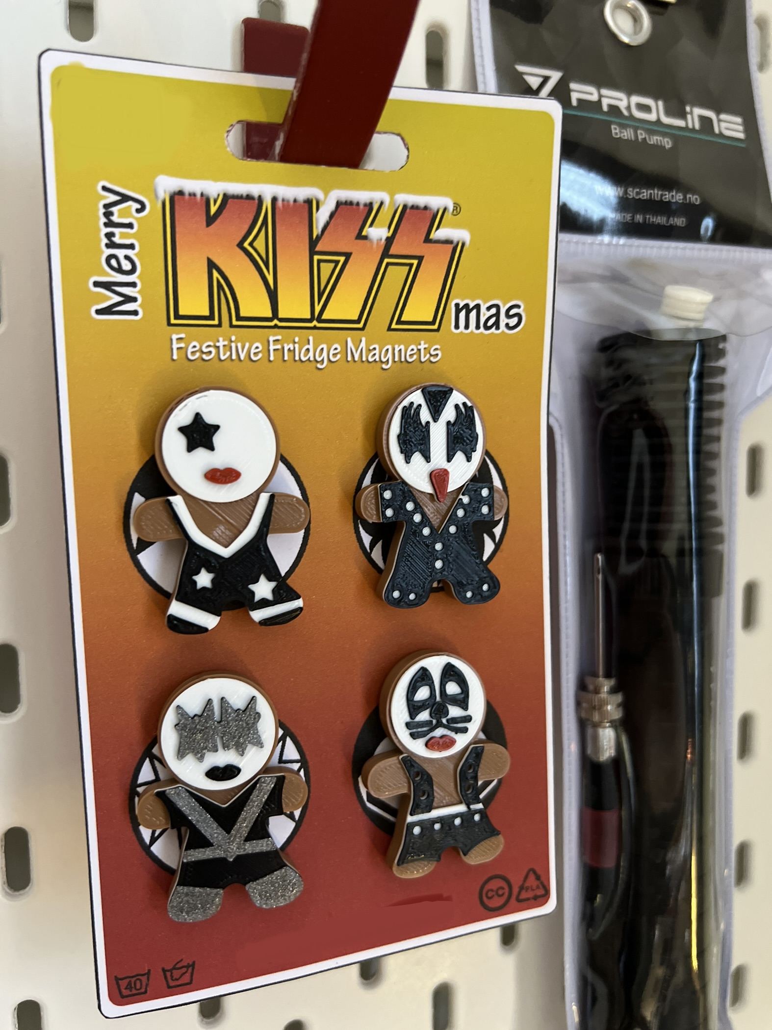 KISSmas Gingerbread Fridge Magnets