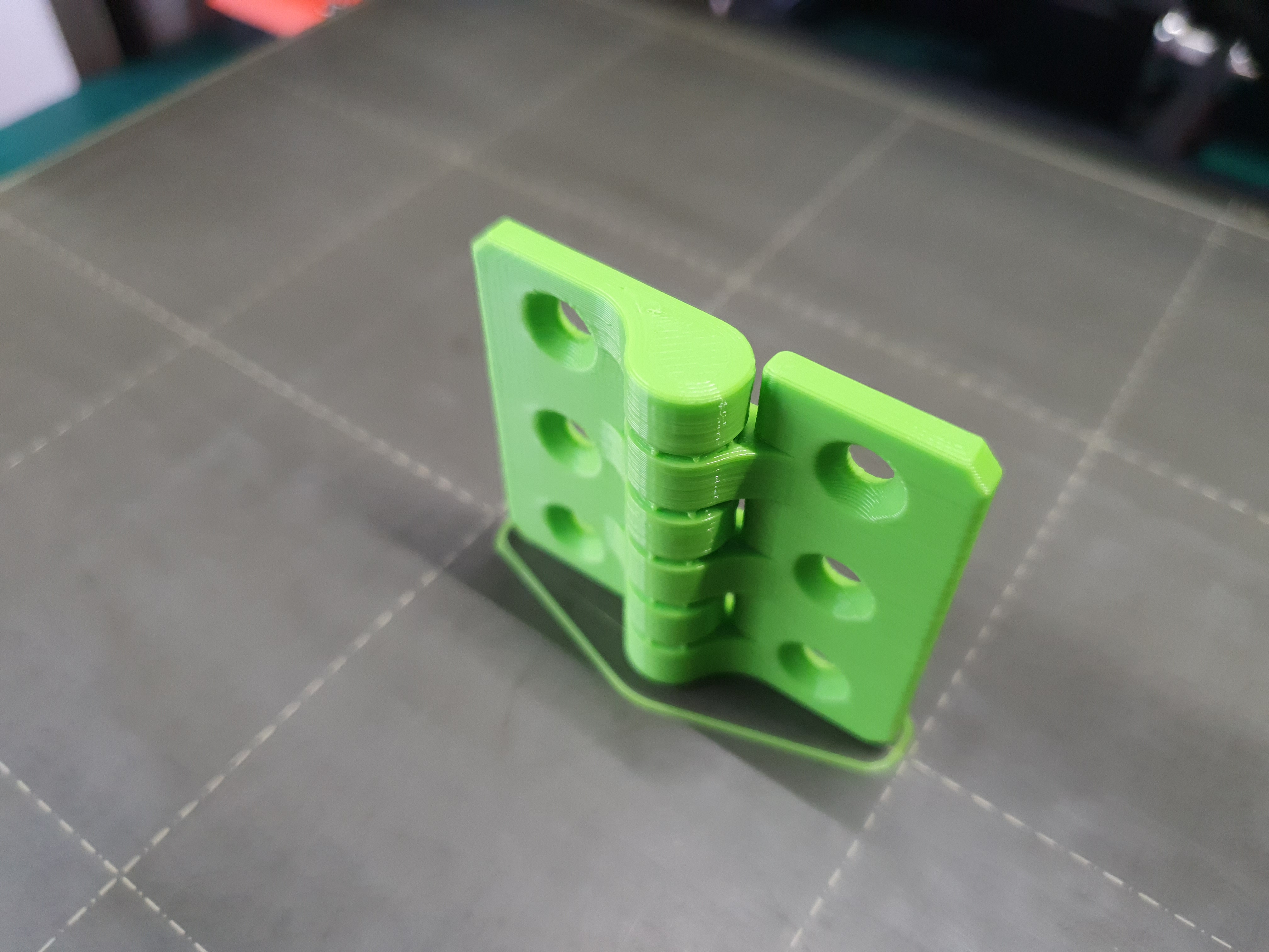 Miniatura 6 do modelo 3D Parametric hinge (vertically printed) - ROBUST