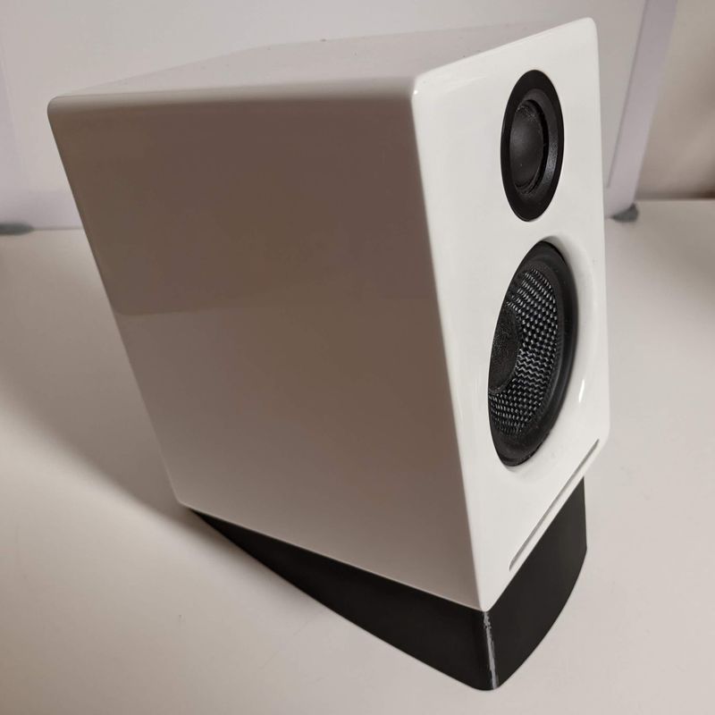 Audioengine a2+ Wireless ホワイト＋スタンド Amazon.com: Audioengine A2+ 24 Bit 60 Watt Bluetooth Desktop