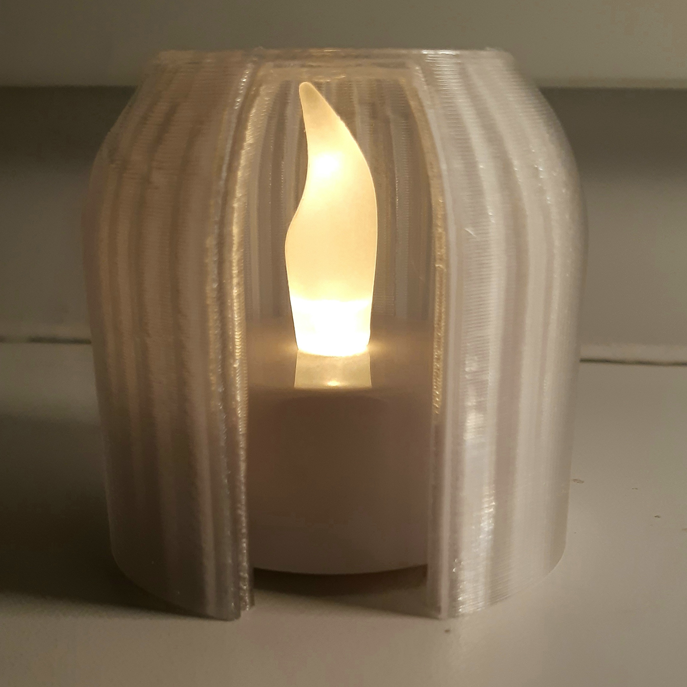 Miniatura 6 do modelo 3D Moire LED tealight diffuser