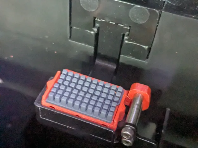 Qidi Q1 nozzle brush wiper