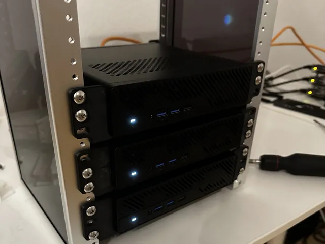 MS-A2 Mount for DeskPi Rackmate T1