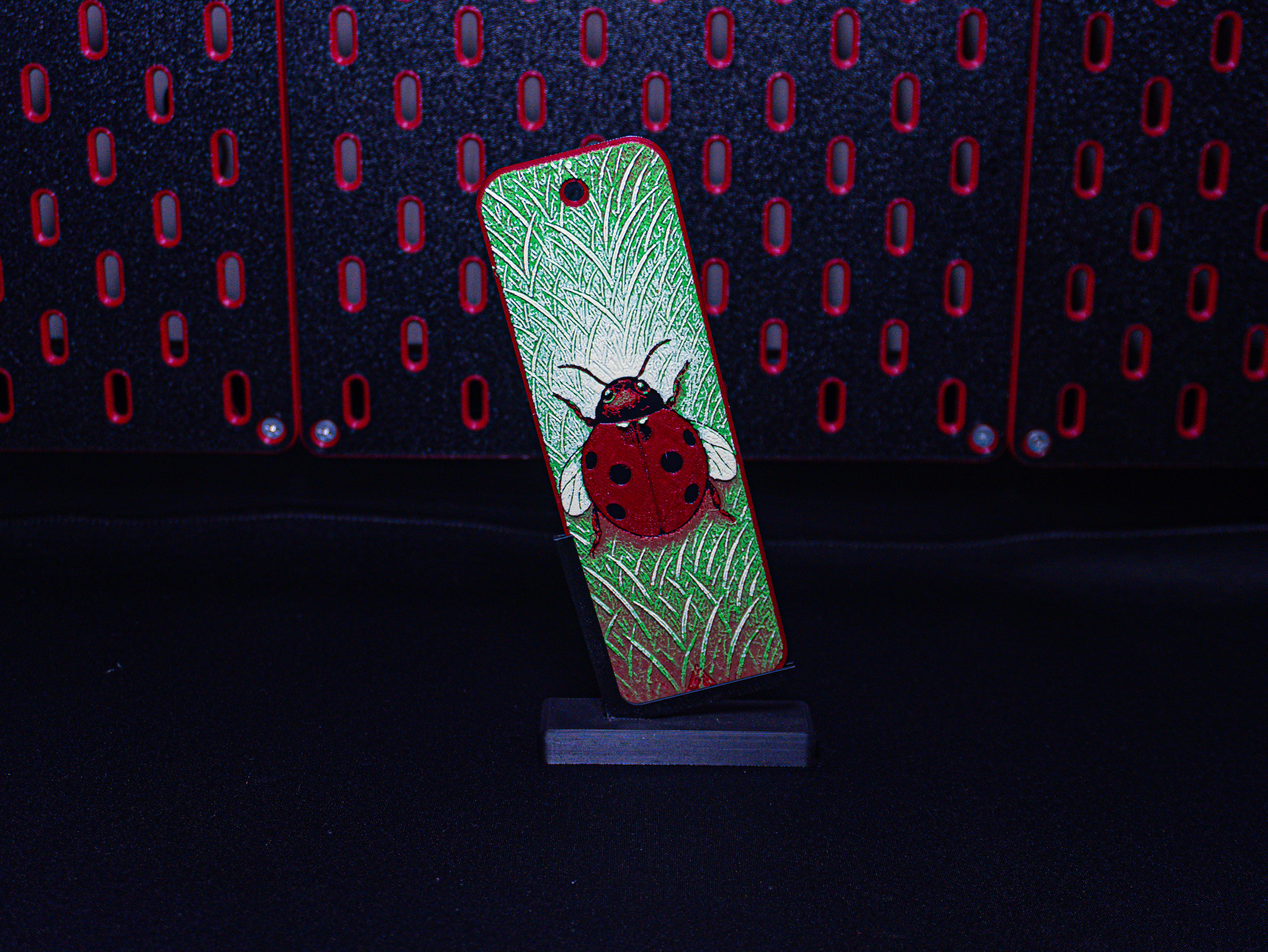 Hueforge Ladybug Bookmark — miniatura 3