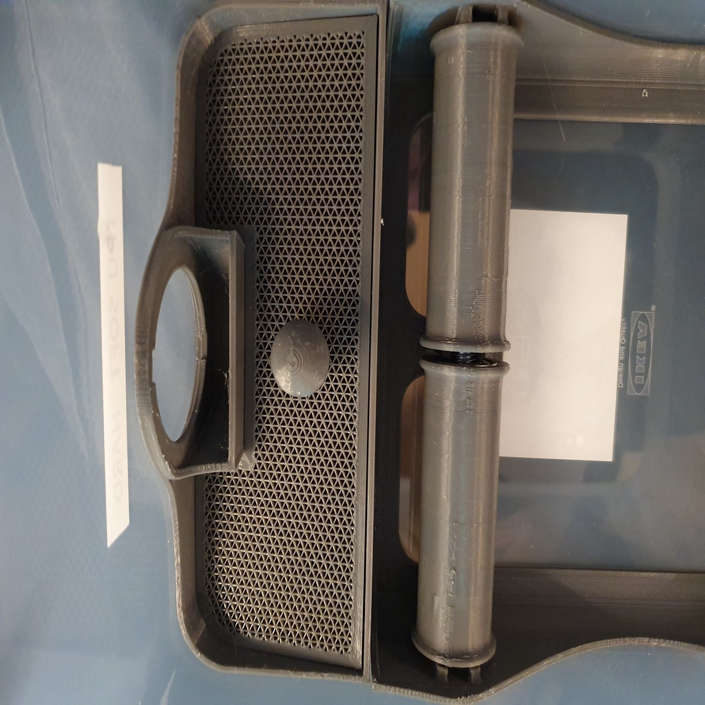 Lid for gel container