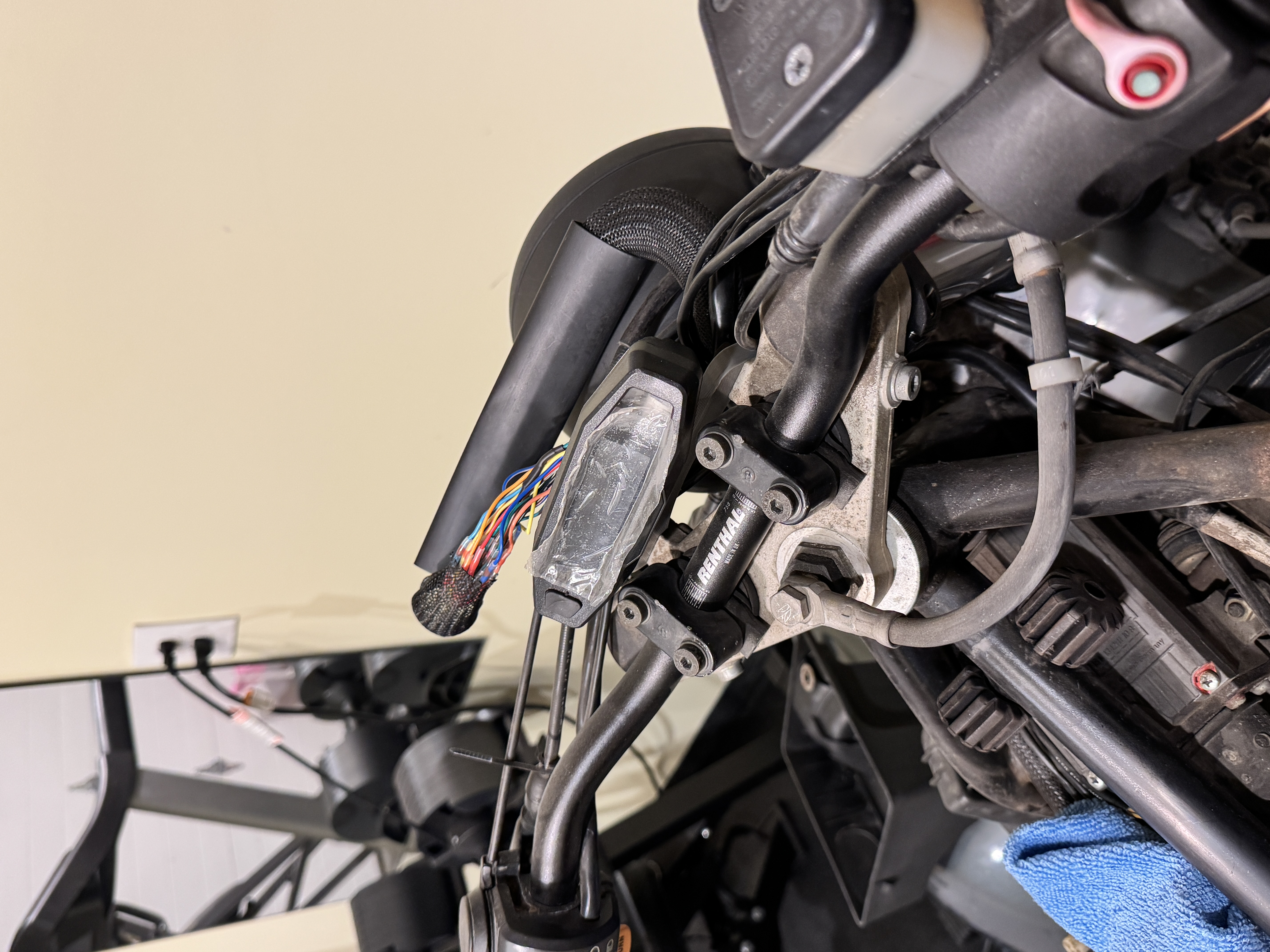 BMW K100 Speedo Mount