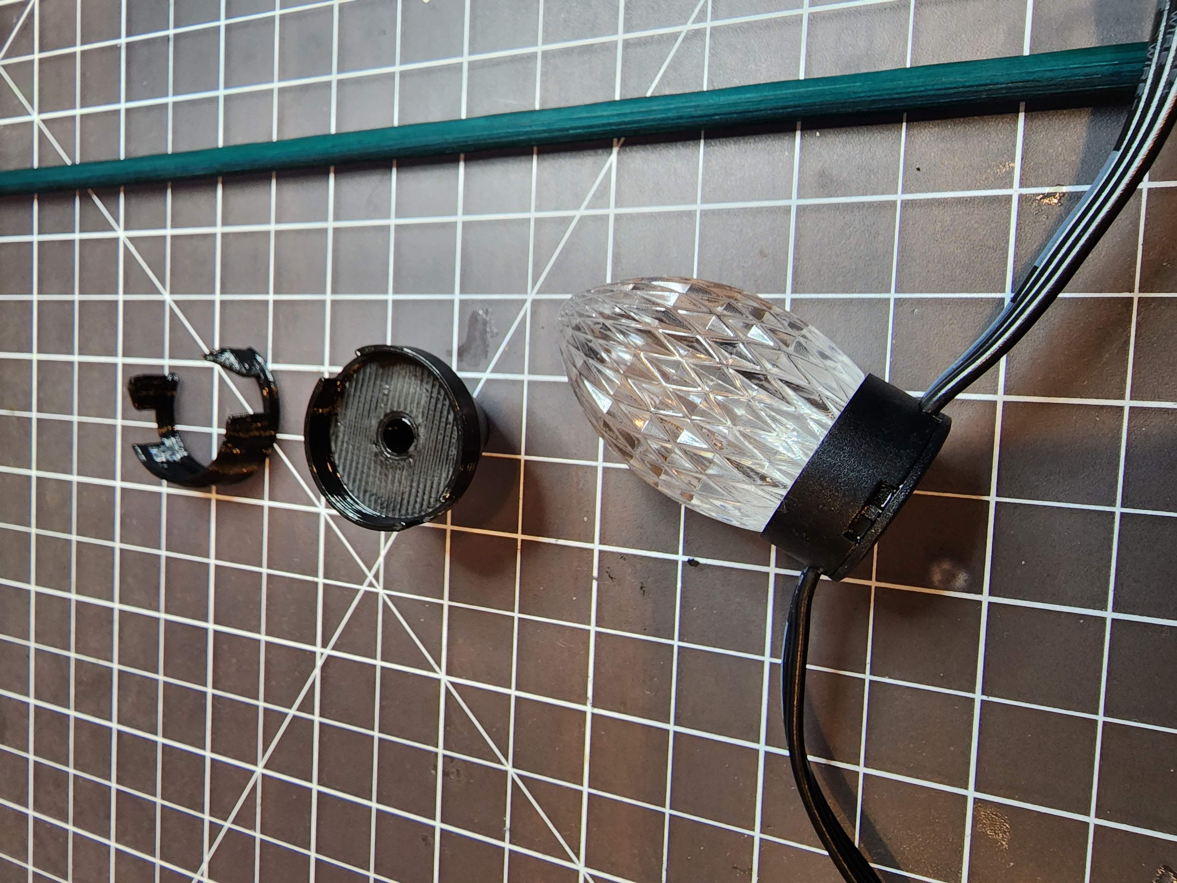 Brilliant Bulb C9Style Ground Stake by shbatm Download free STL