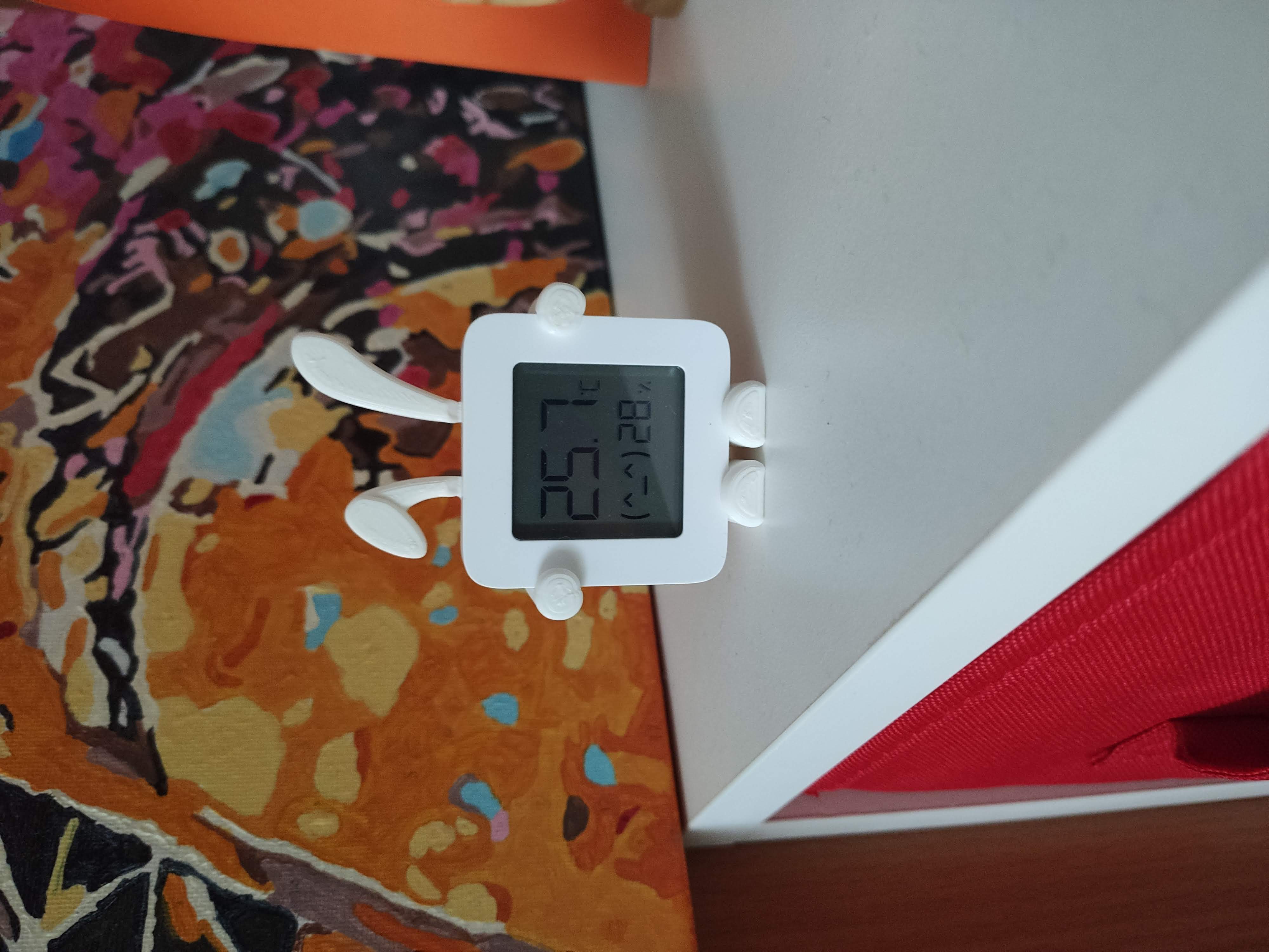 Holder for MI temperature and humidity monitor (LYWSD03MMC)