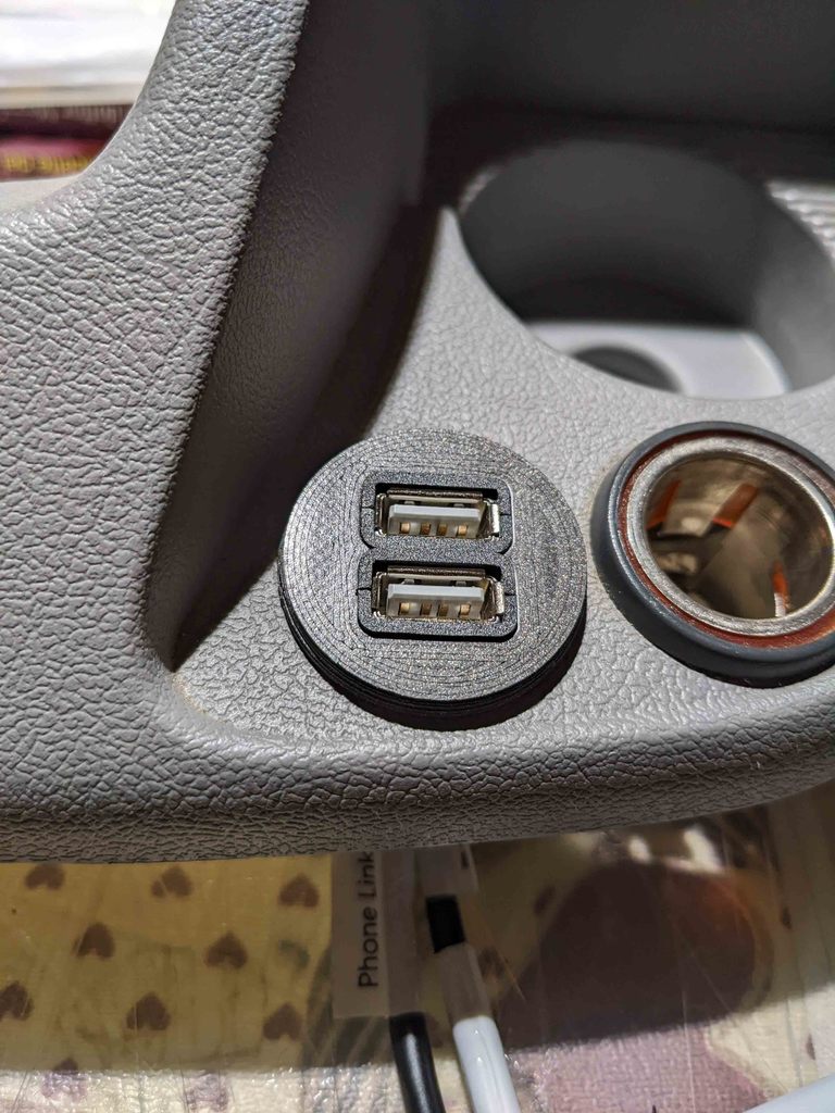 Atoto USB two-ports insert for Fiat Ducato/Citroen Sprinter ligher hole