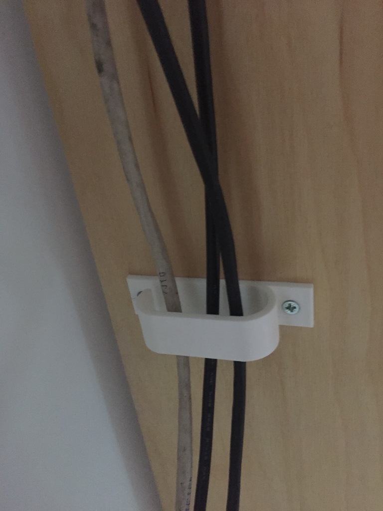 Cable clip