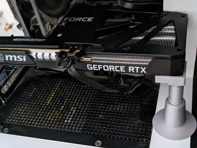 Adjustable Freestanding GPU support bracket
