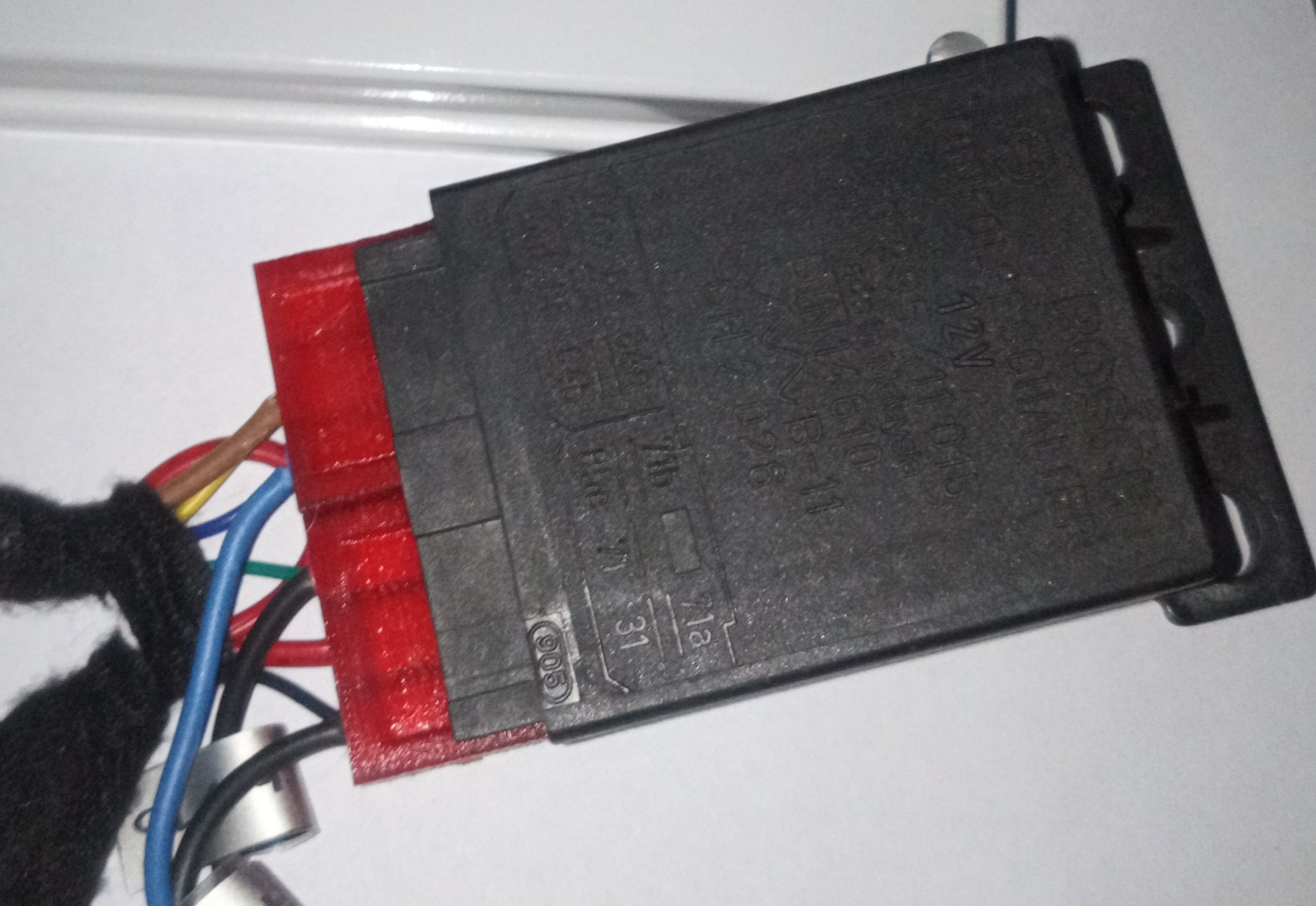 Plug Tonfolgerelais