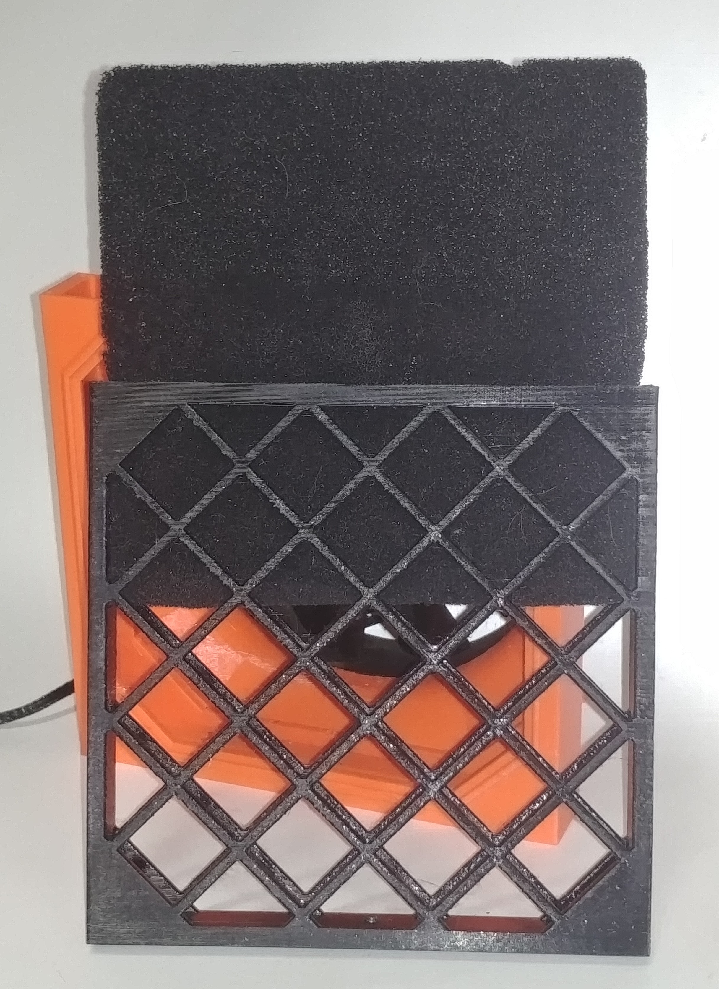 Smoke extractor for tin soldering / Aspirateur à fumée pour le soudage à l' étain by Maspat971, Download free STL model