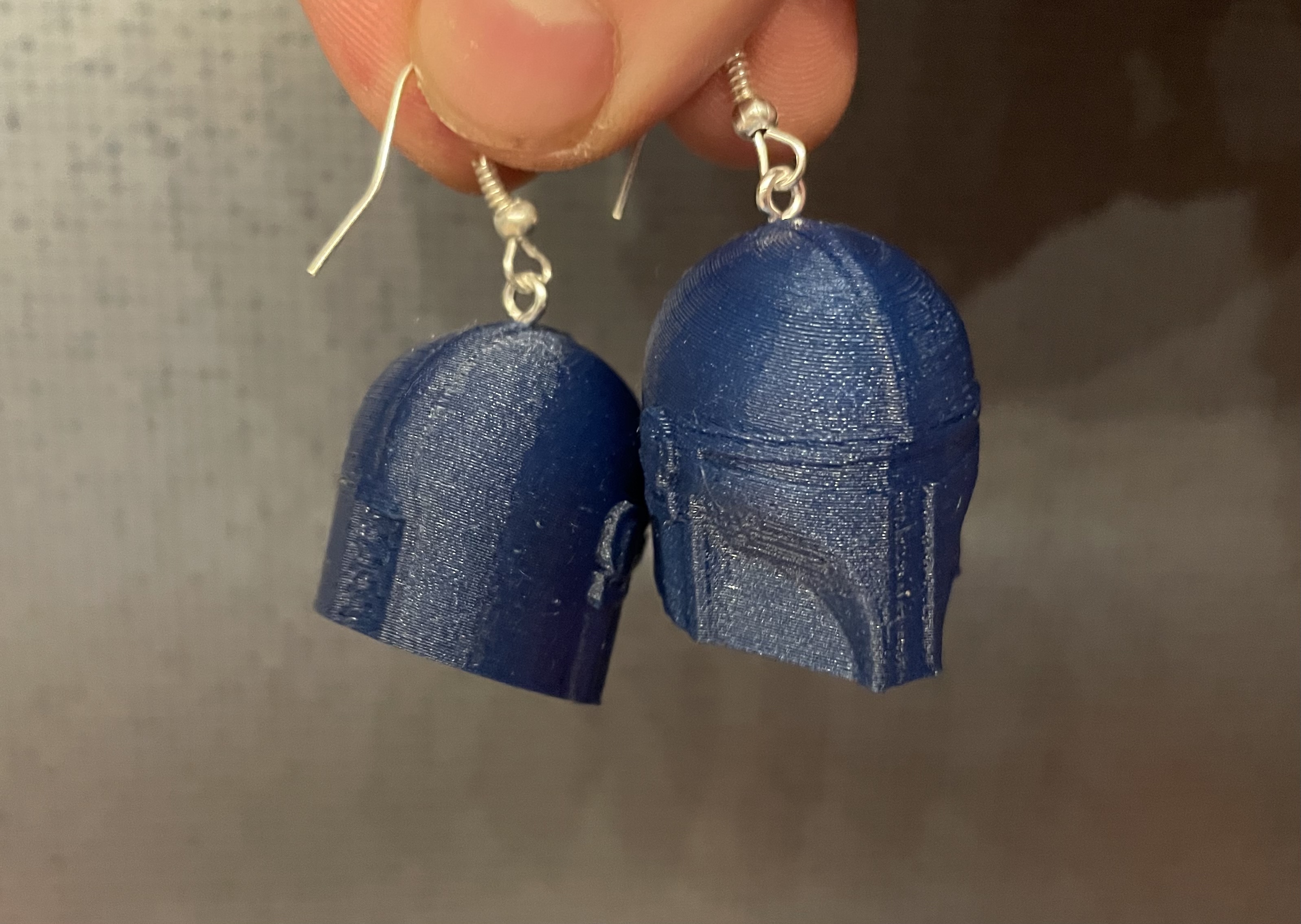 mandalorian head earrings / nausnice mandalorian