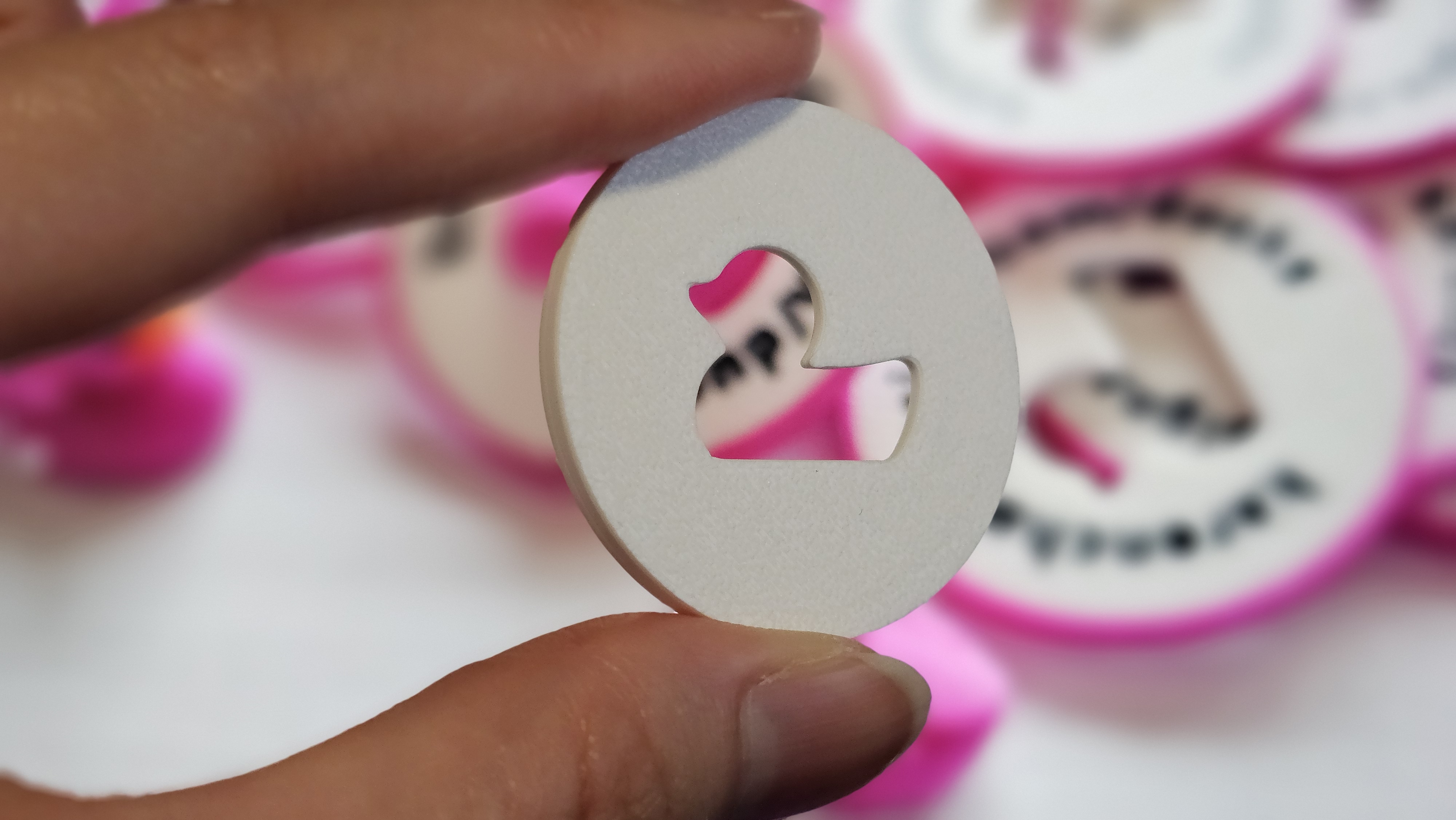 MakerChip with a Duck cutout | Multiple variations — miniatura 3
