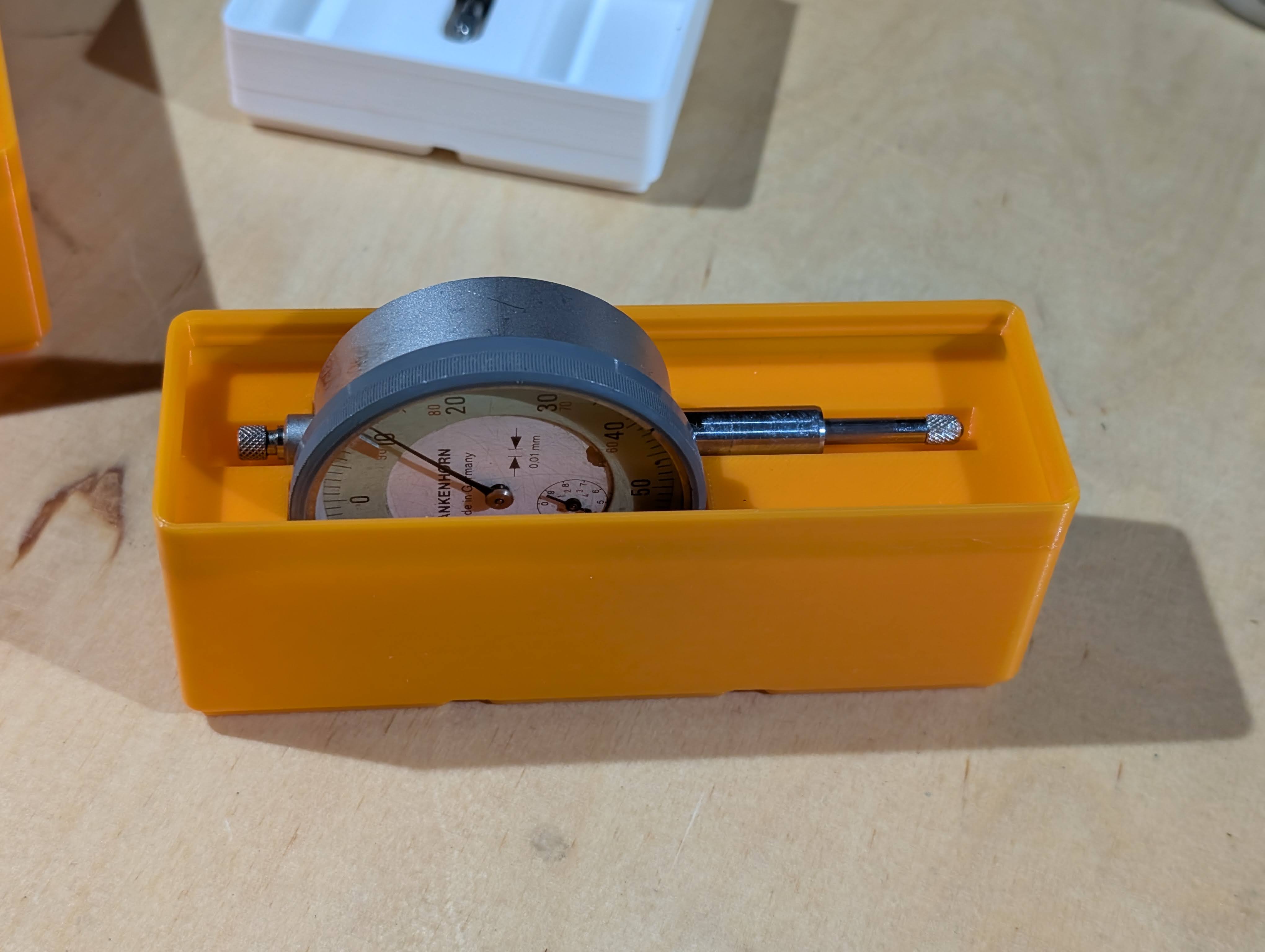 gridfinity bin for dial indicator (52/58mm) with flat caseback