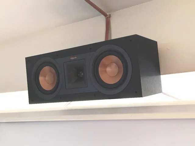 Klipsch R-25C Center Channel Speaker Wall Mount