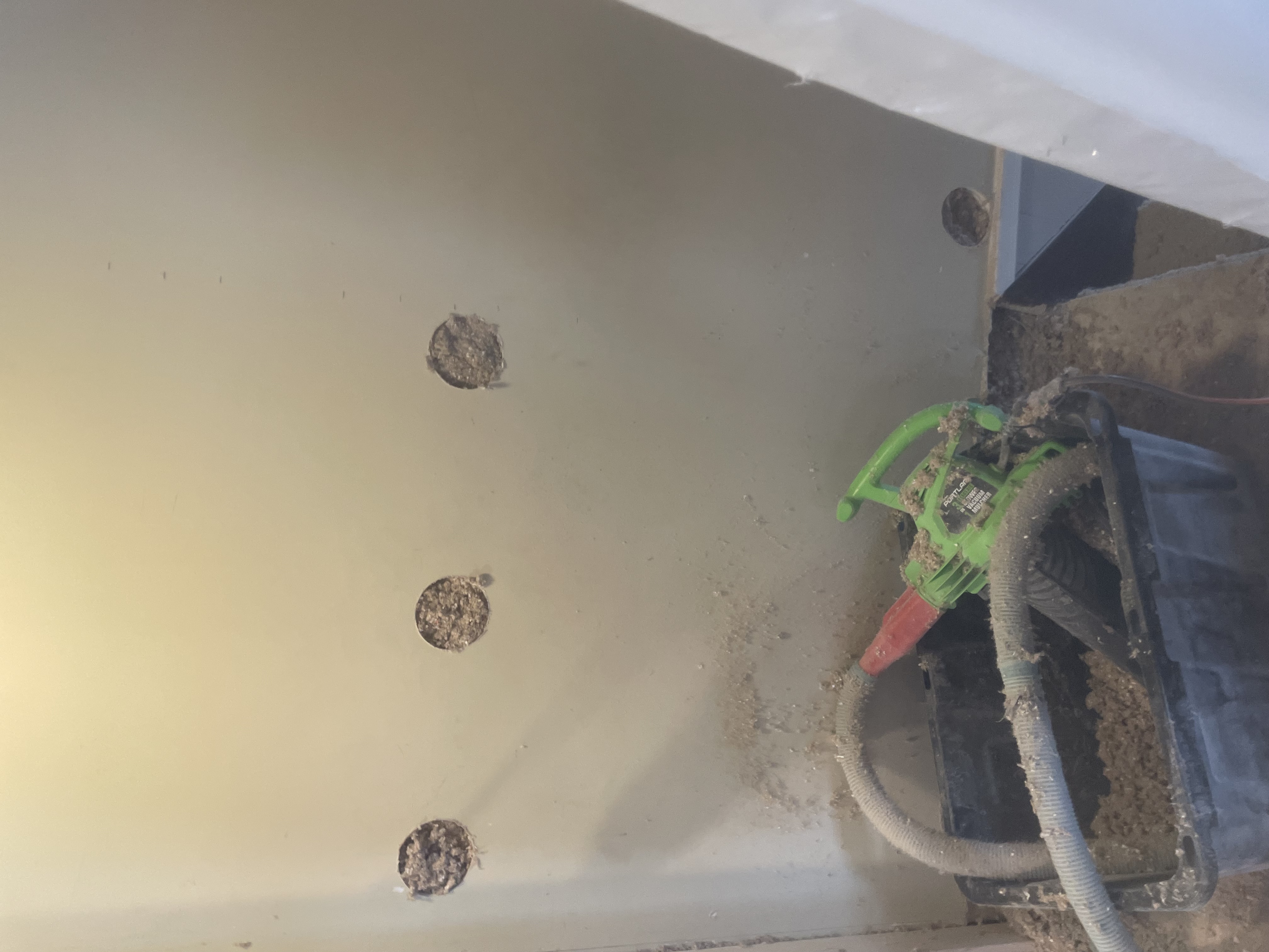 Leaf Blower/Vacuum Insulation Adapter