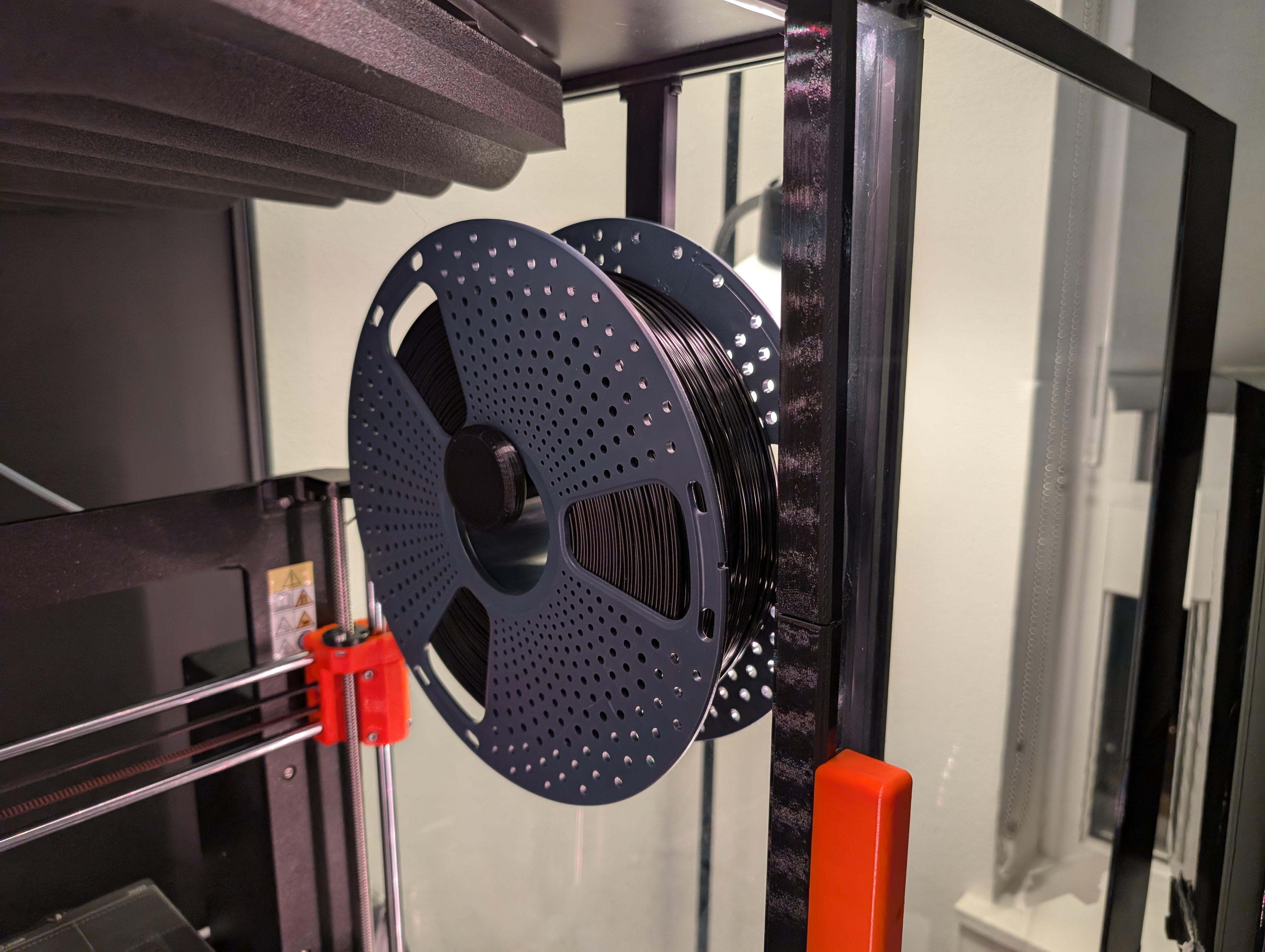 2020 extrusion mounted spool holder (1-2kg, .f3d included)