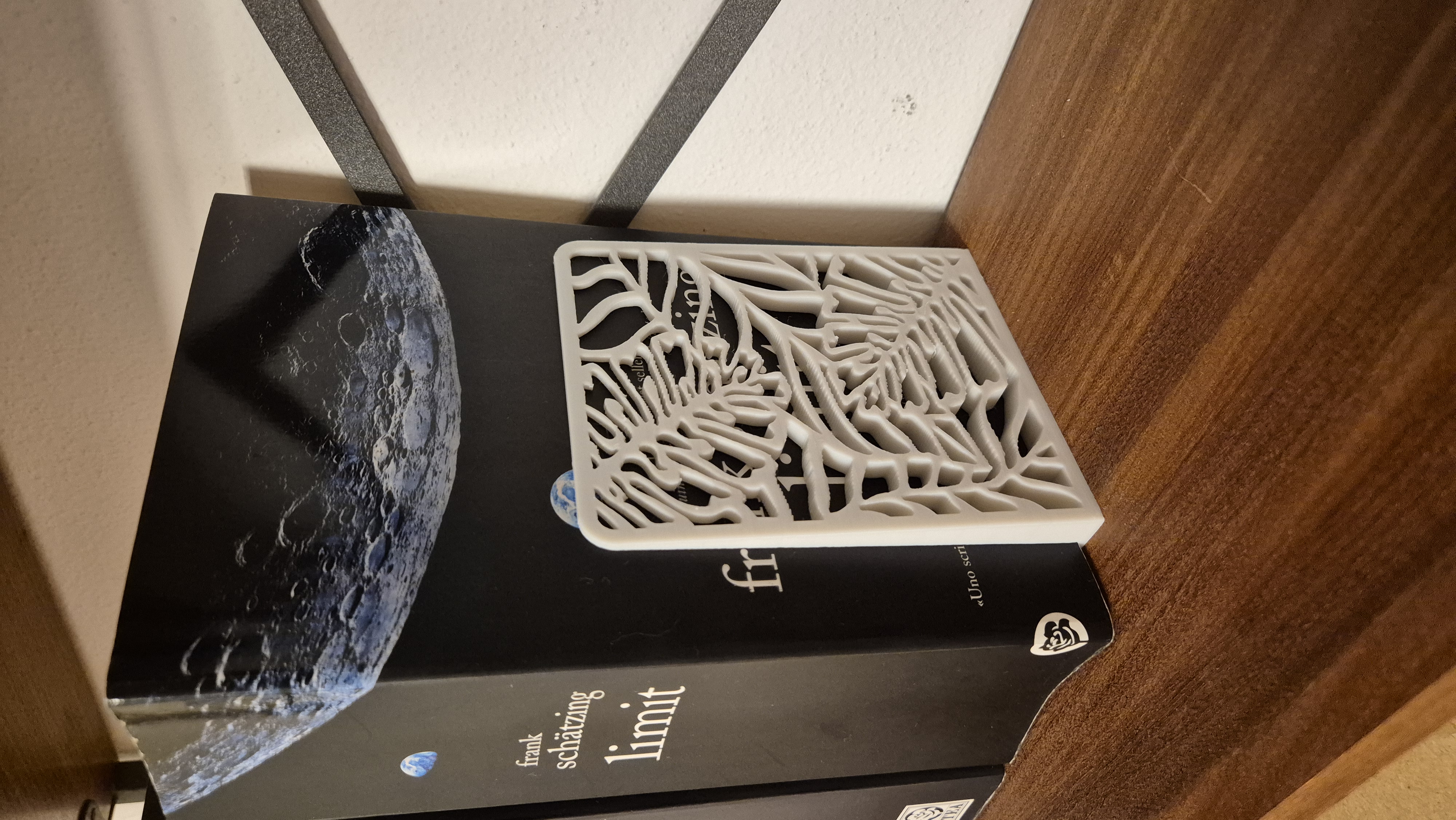 Bookend Leaf