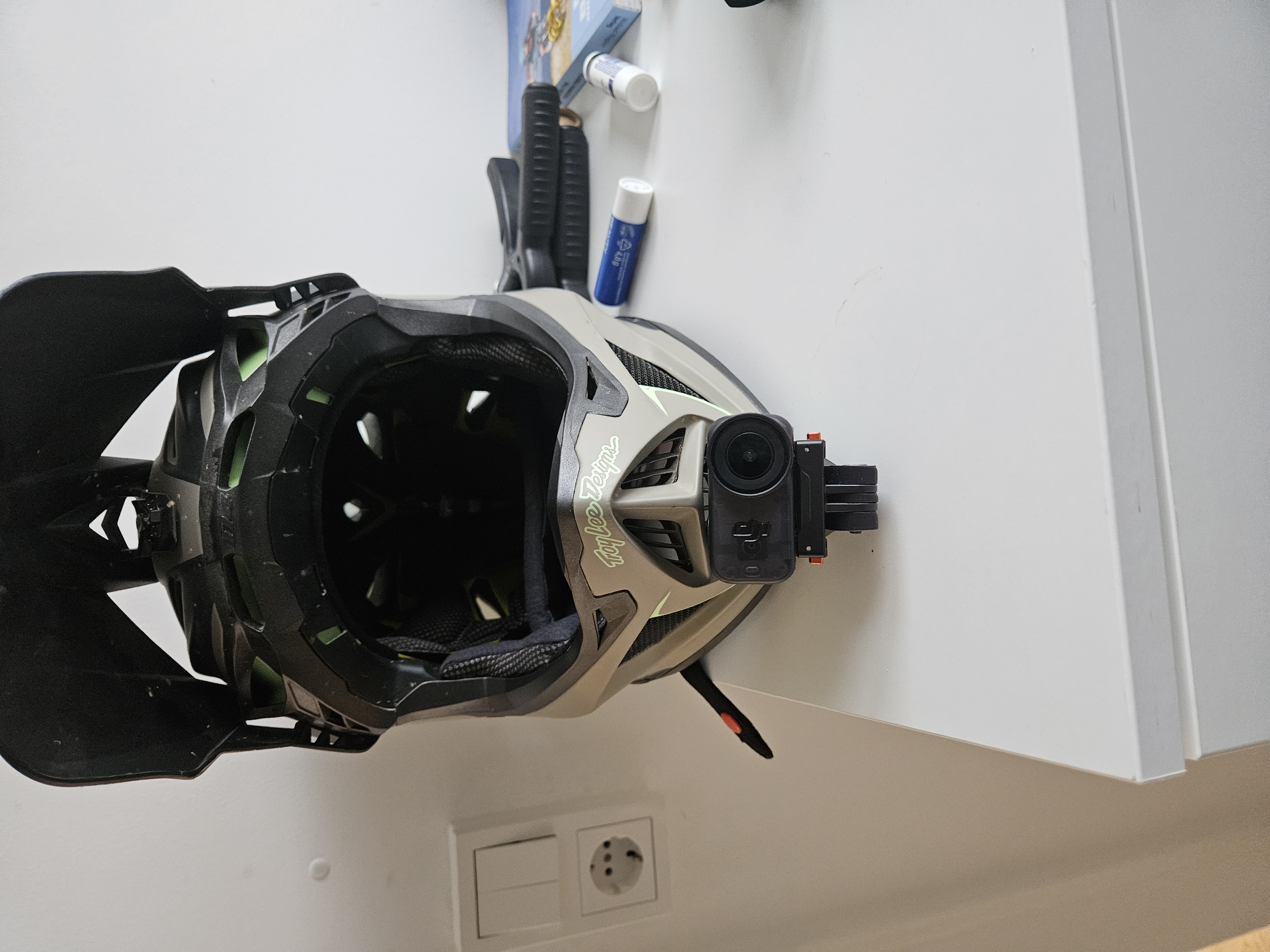 Troy Lee D4 Helmet Chin mount