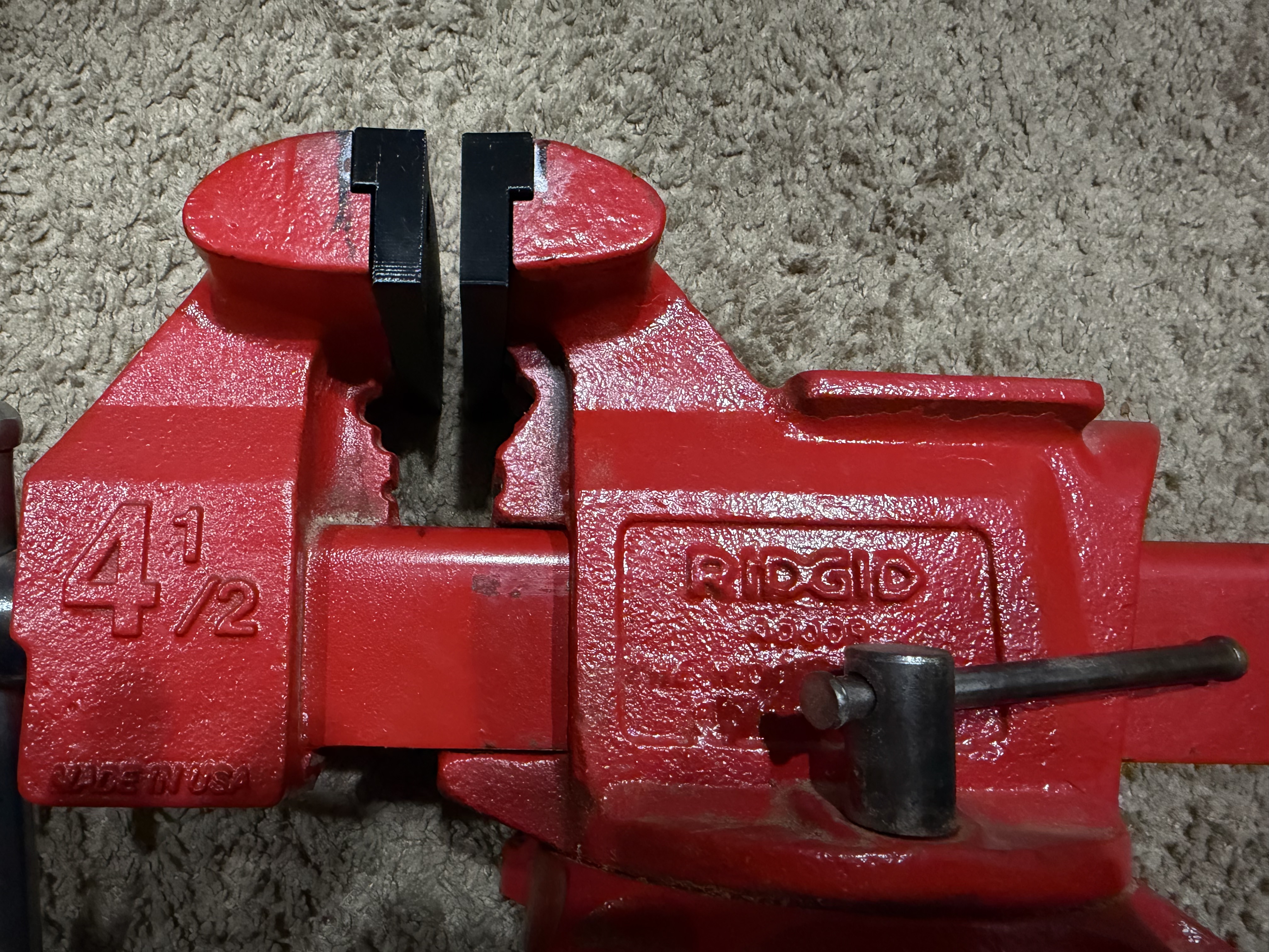 Jaws fo Rigid Vise