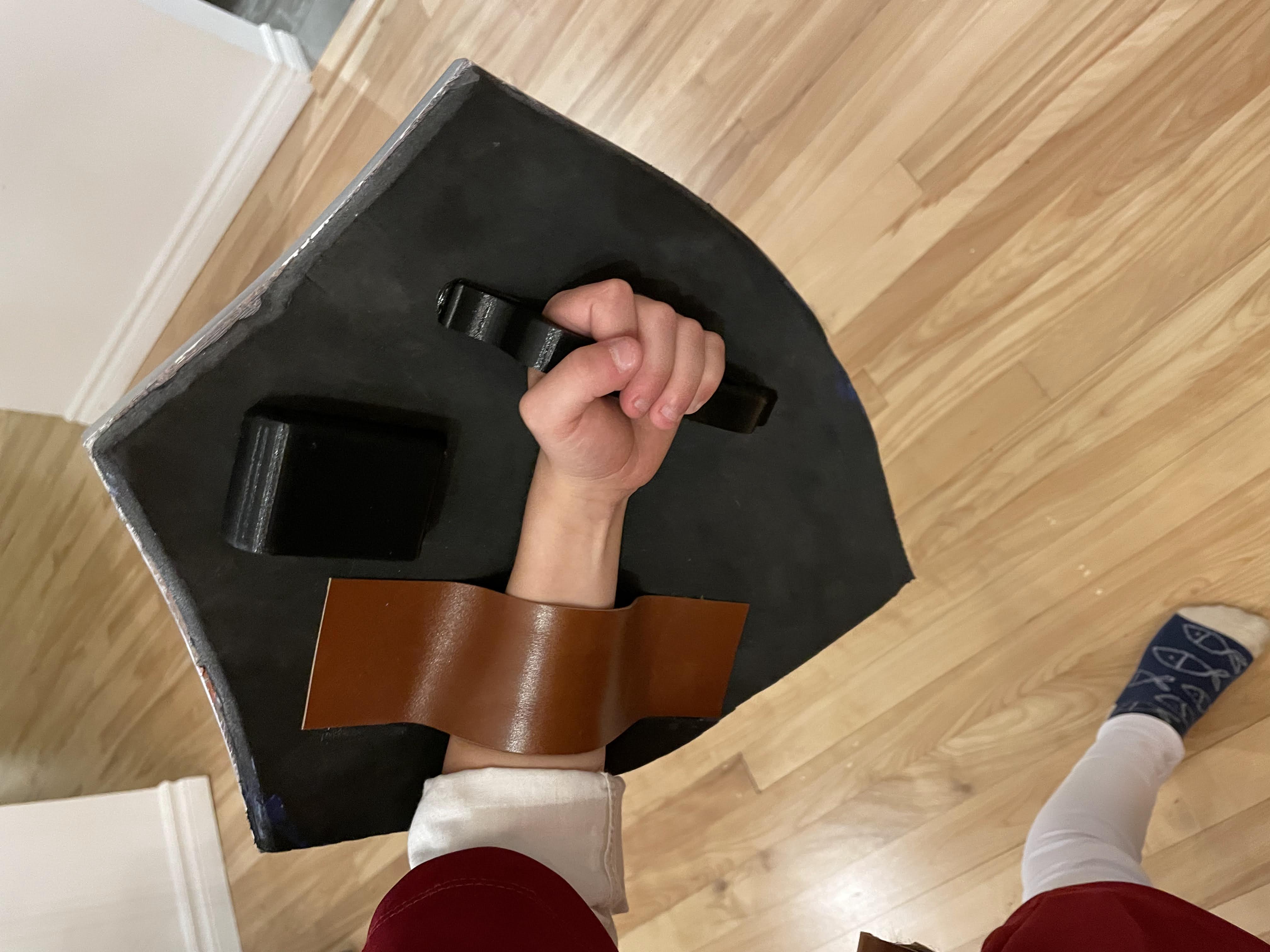 Shield handle and hook for Hylian shield