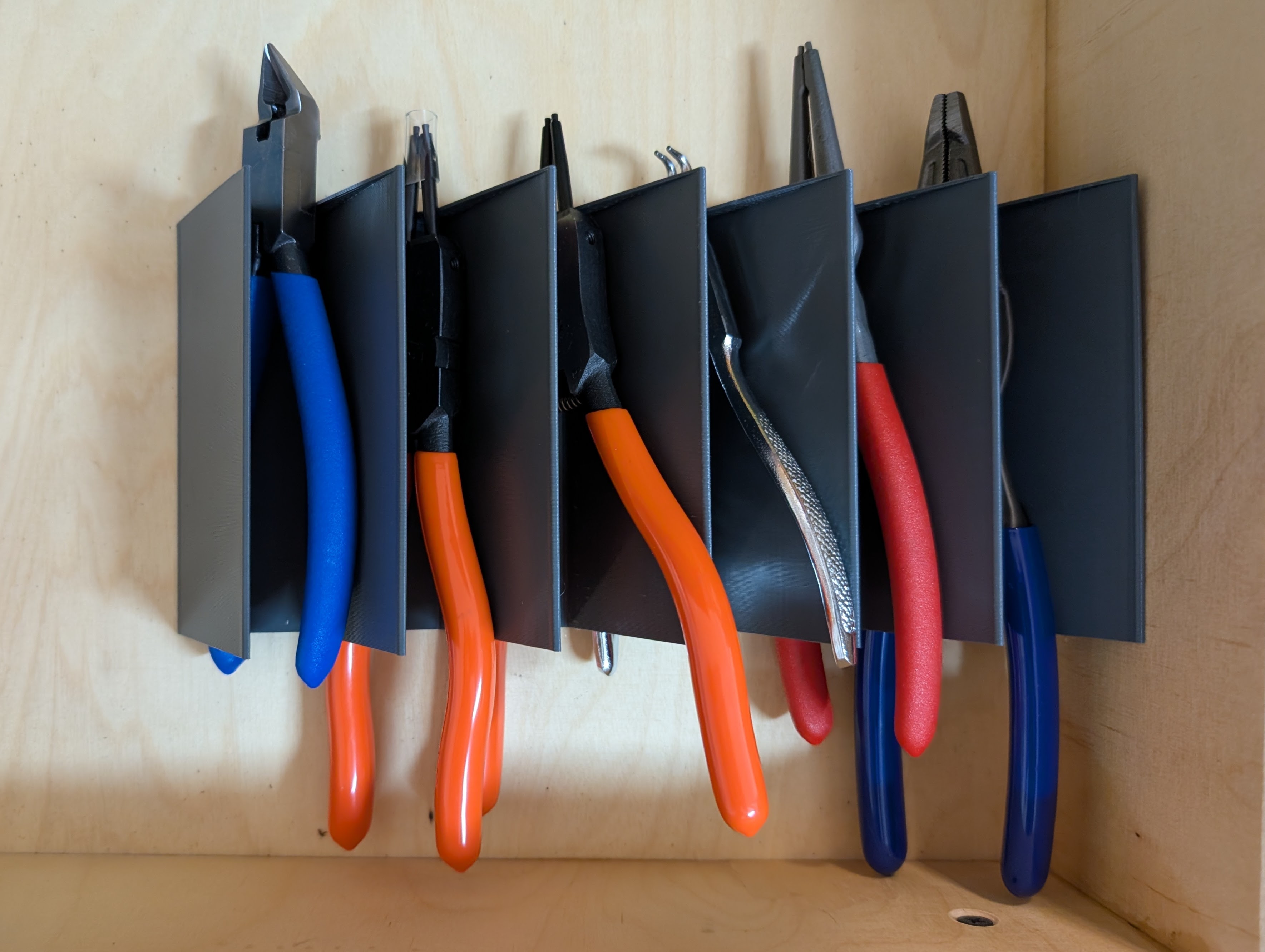 Pliers Rack — miniatura 3