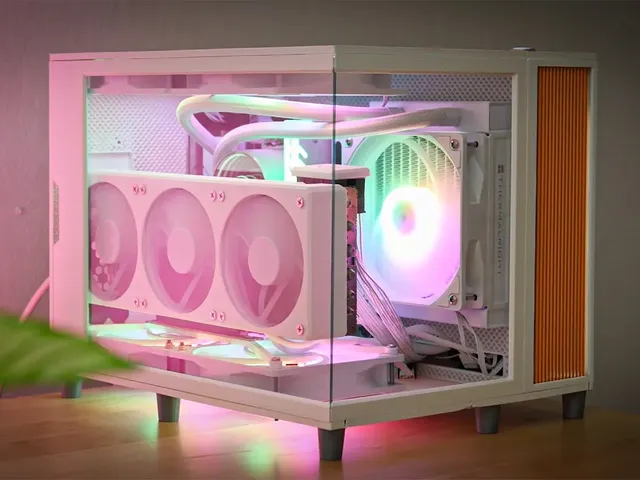 SUG-VOYEUR PC Case