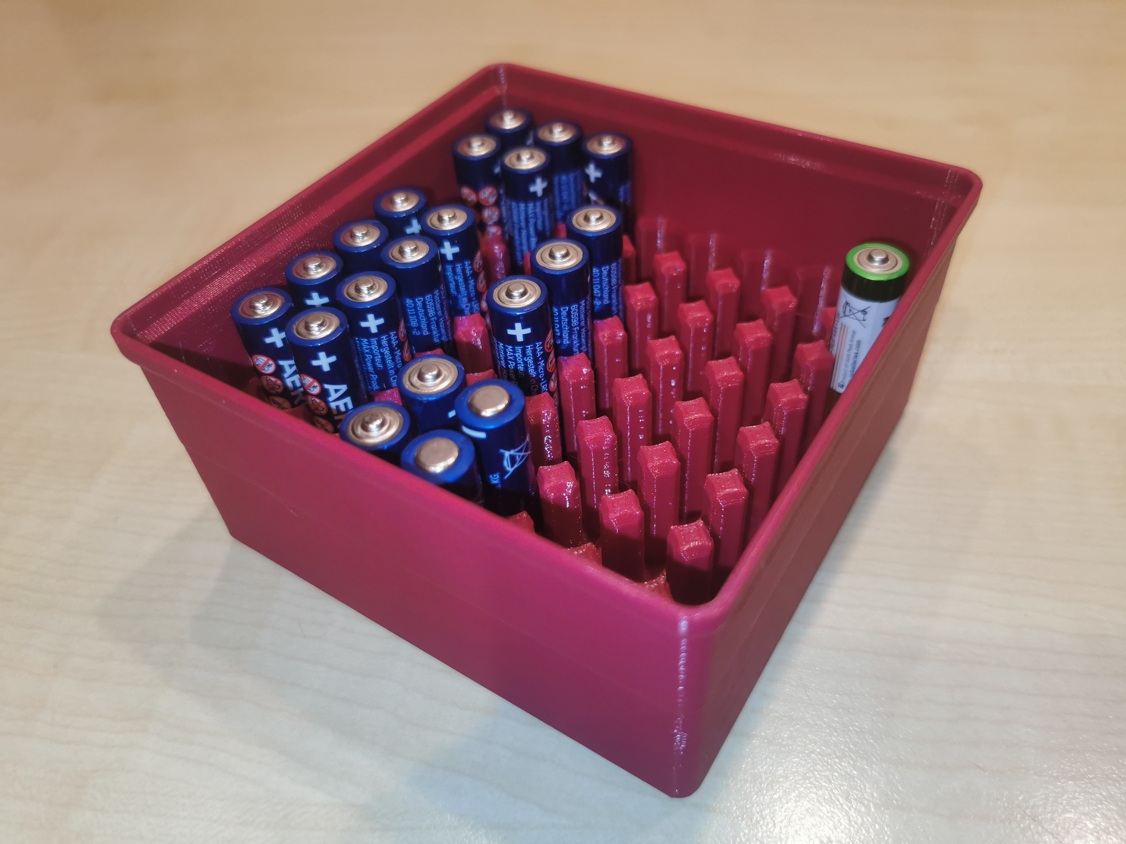 AAA-Battery Container Stackable Insertbox