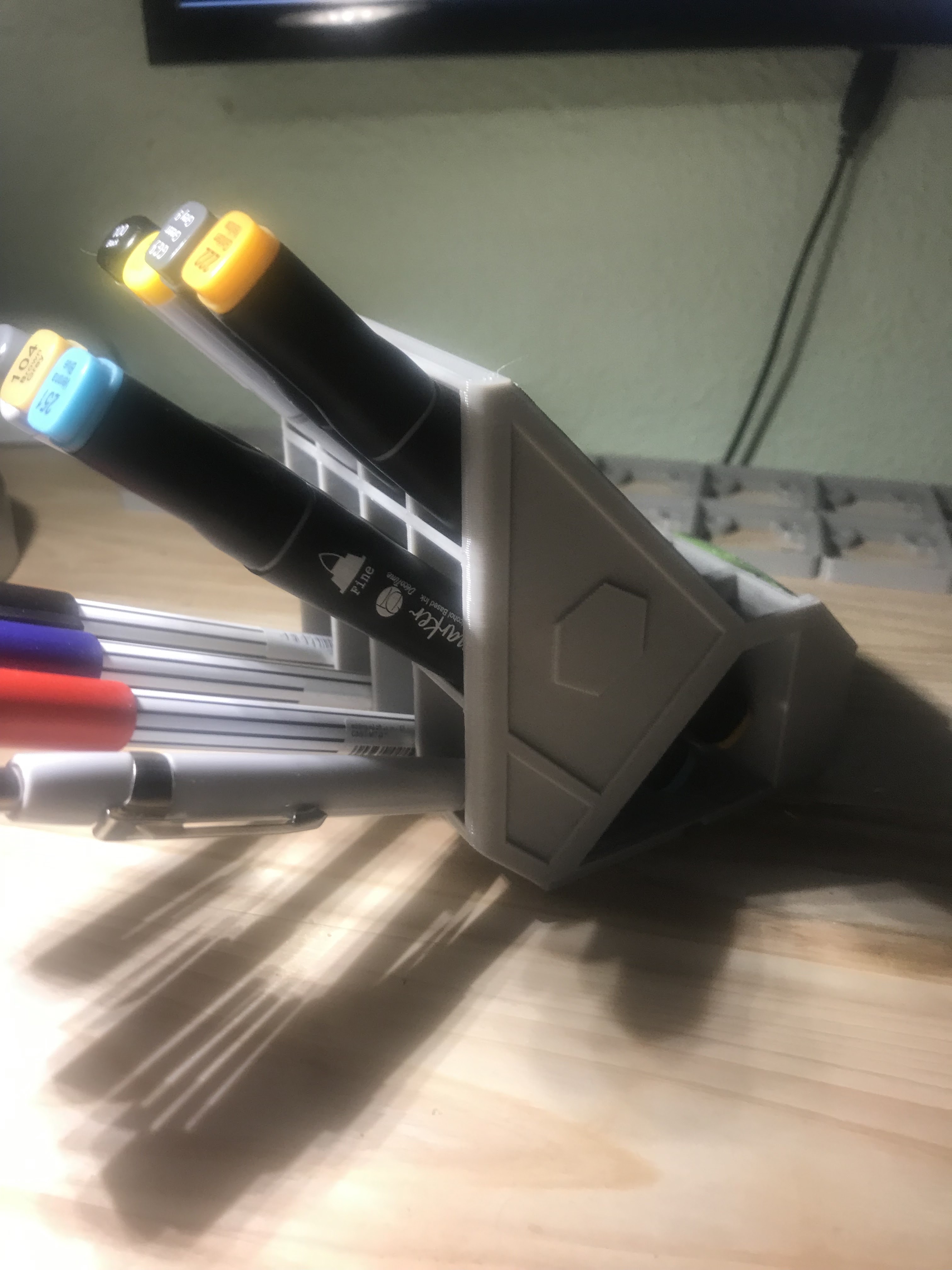 Angled Gridfinity Pen Holder Star Wars Style