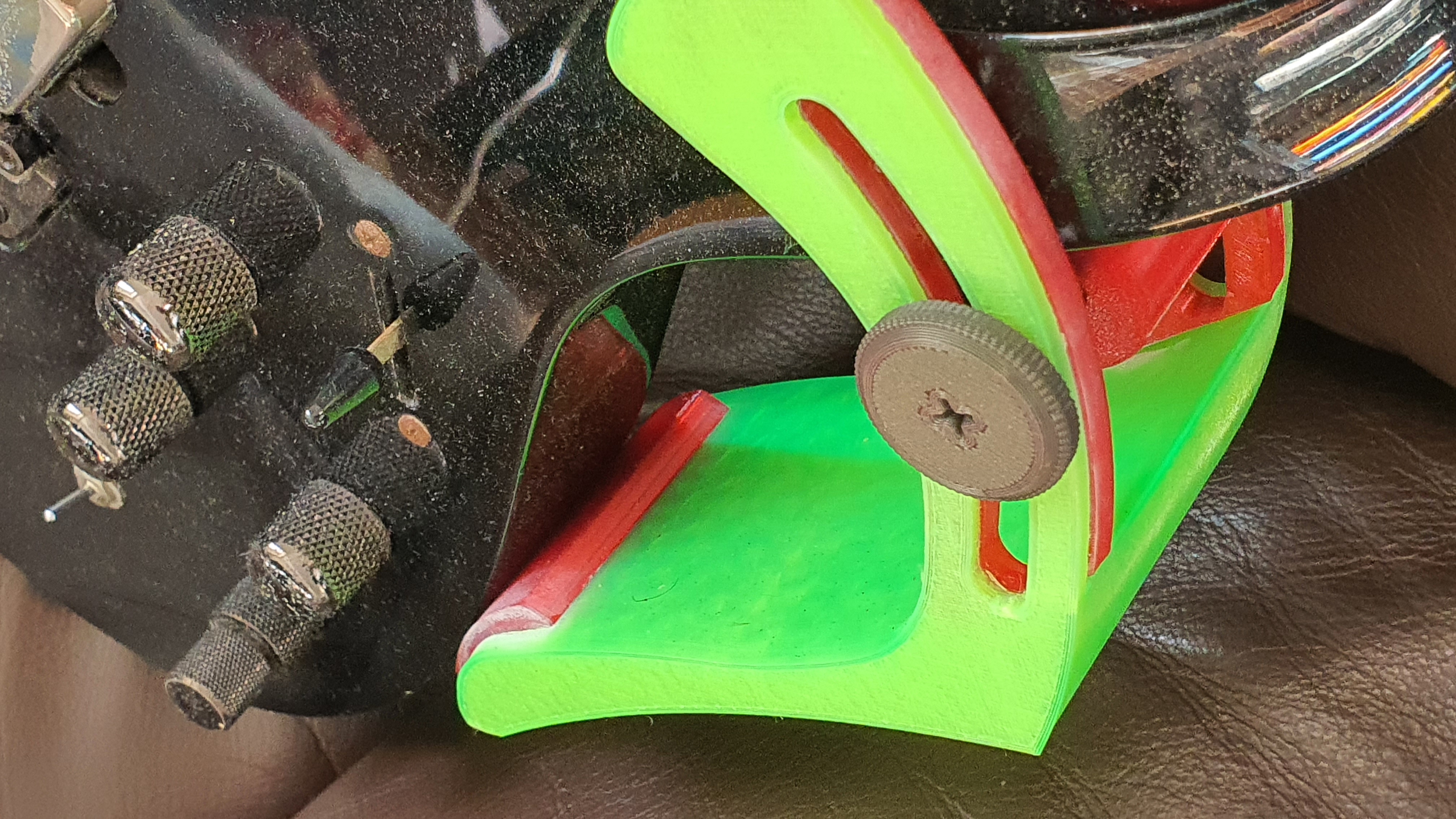 Ergonomic electric guitar riser stand por Orbital | Descargar modelo ...