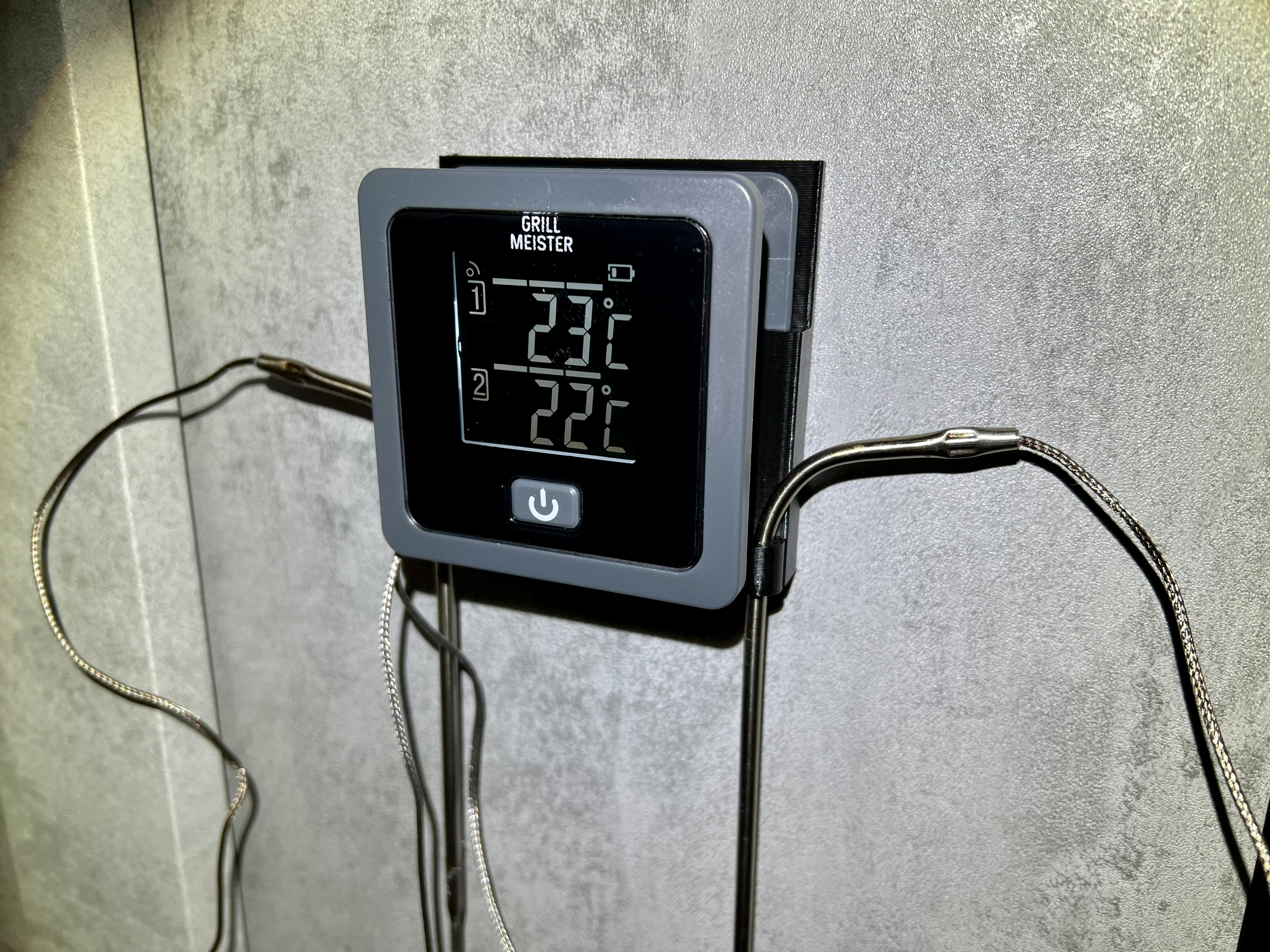 Grill Meister thermometer holder