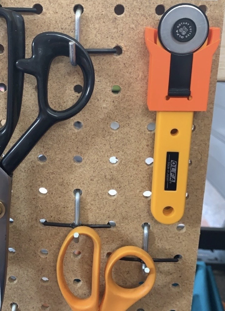 Peg Board Rotary Cutter Holder by Neaux Goods Download free STL model