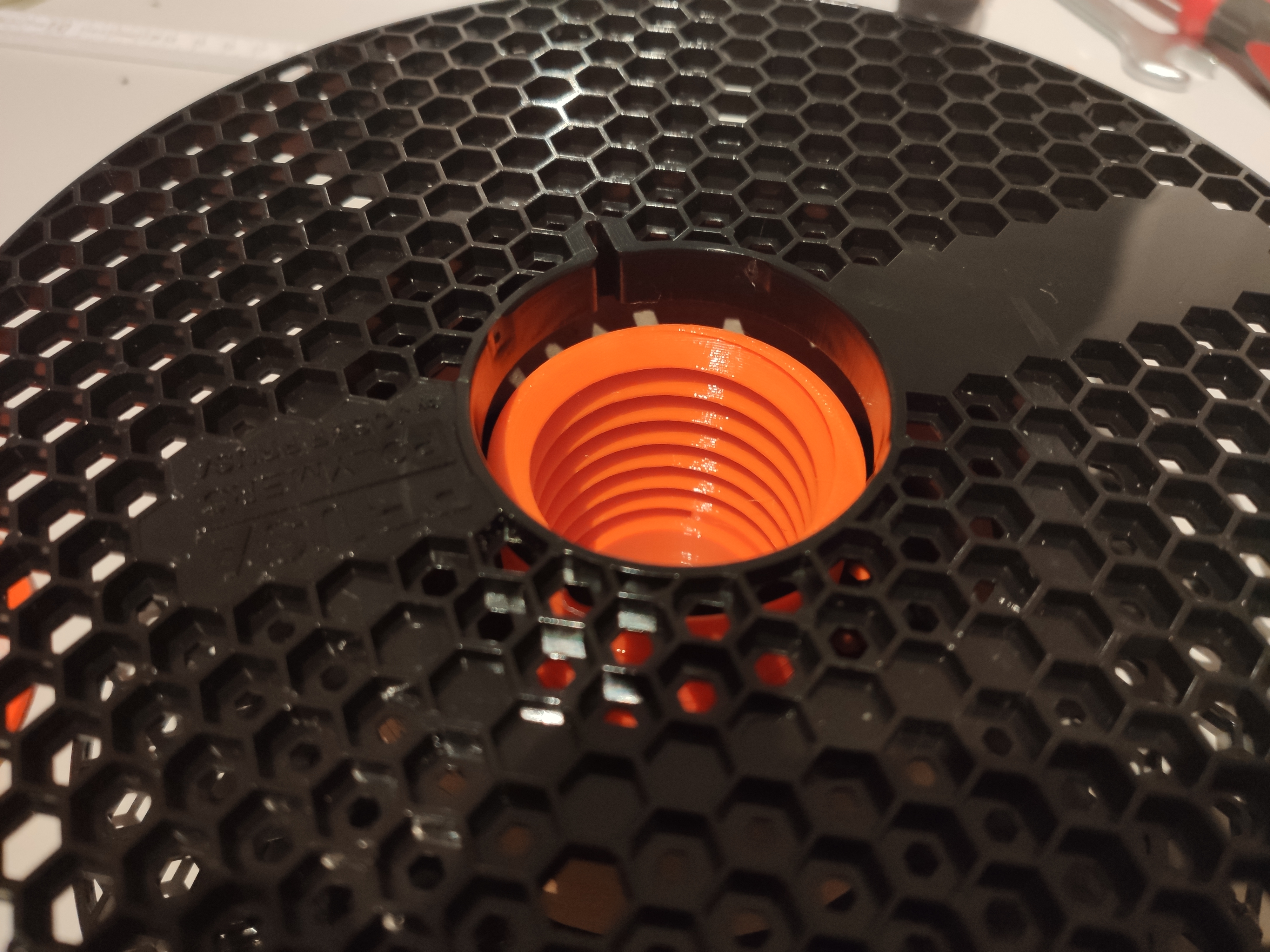 PRUSAMENT Refill Einschraubwelle mit 35 mm Loch für PRUSA Rollenhalter