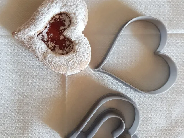 Heart cookies cutter