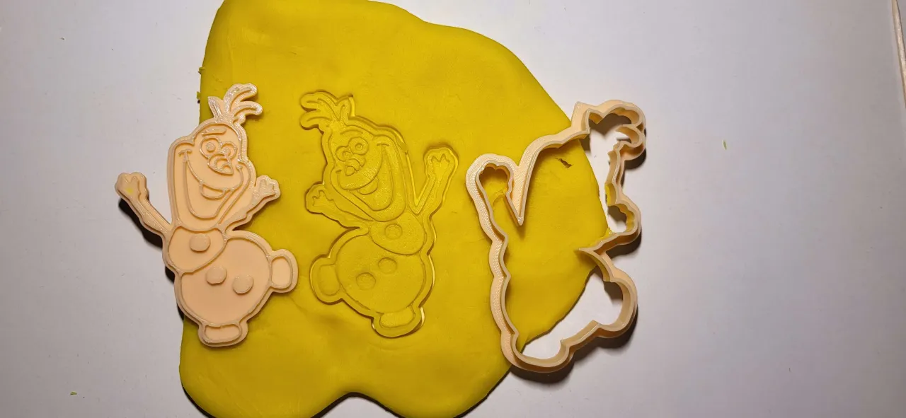 STL file Frozen Castle - cookie cutter 🏰・3D print design to