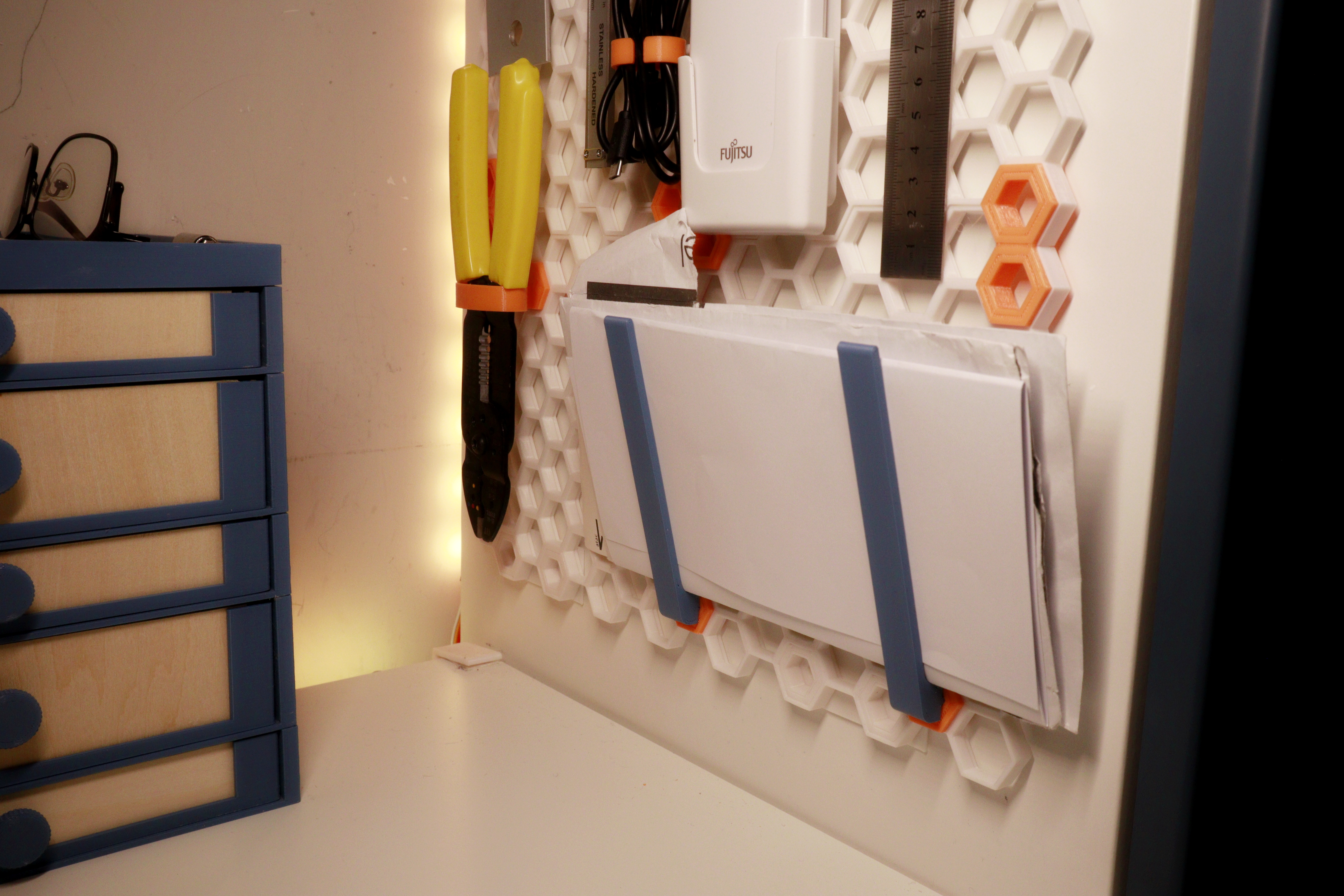 HSW - Sheets Holder
