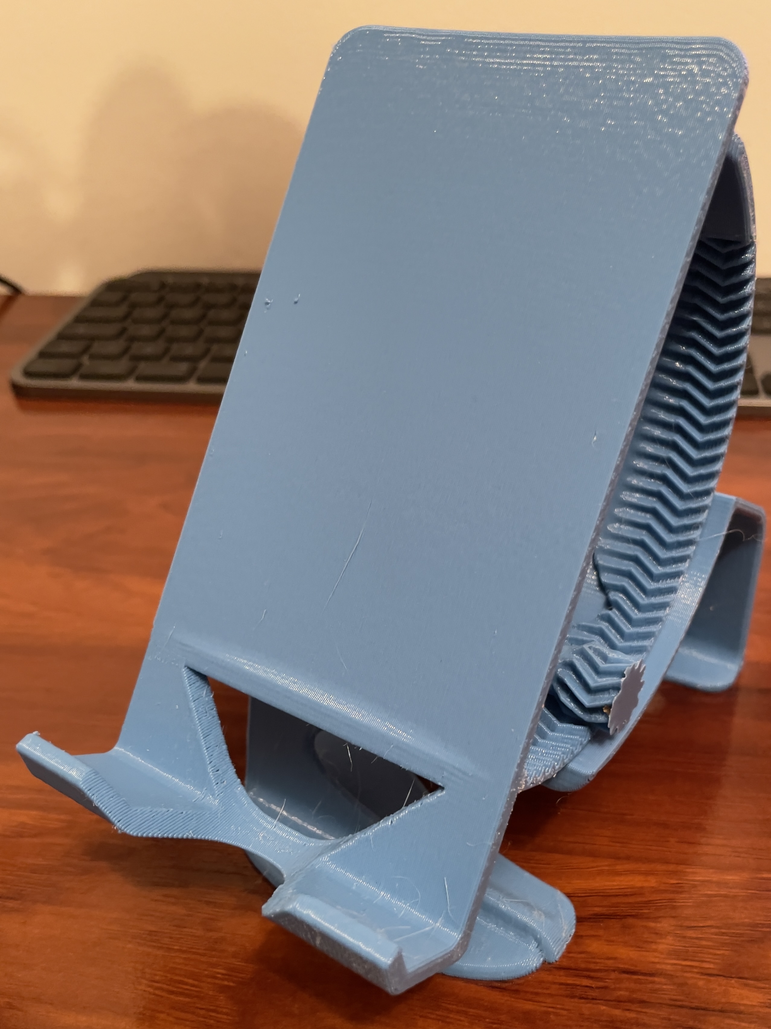 Phone Holder, variación para imprimir por partes