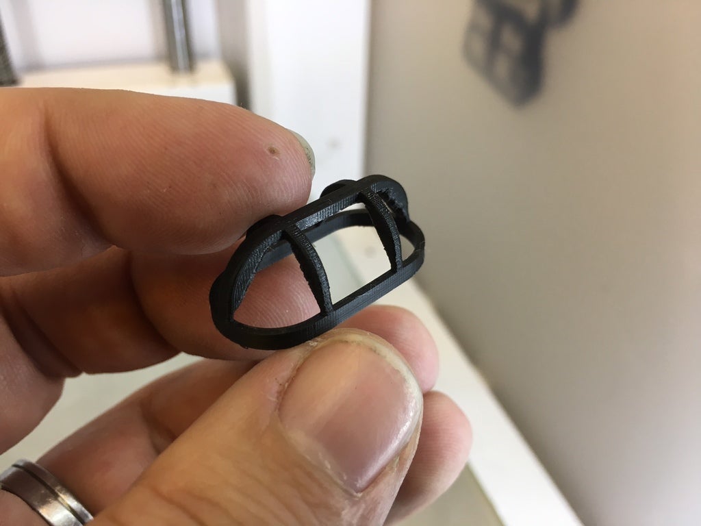 Miniatura 3 do modelo 3D Mini Bulkhead lamp
