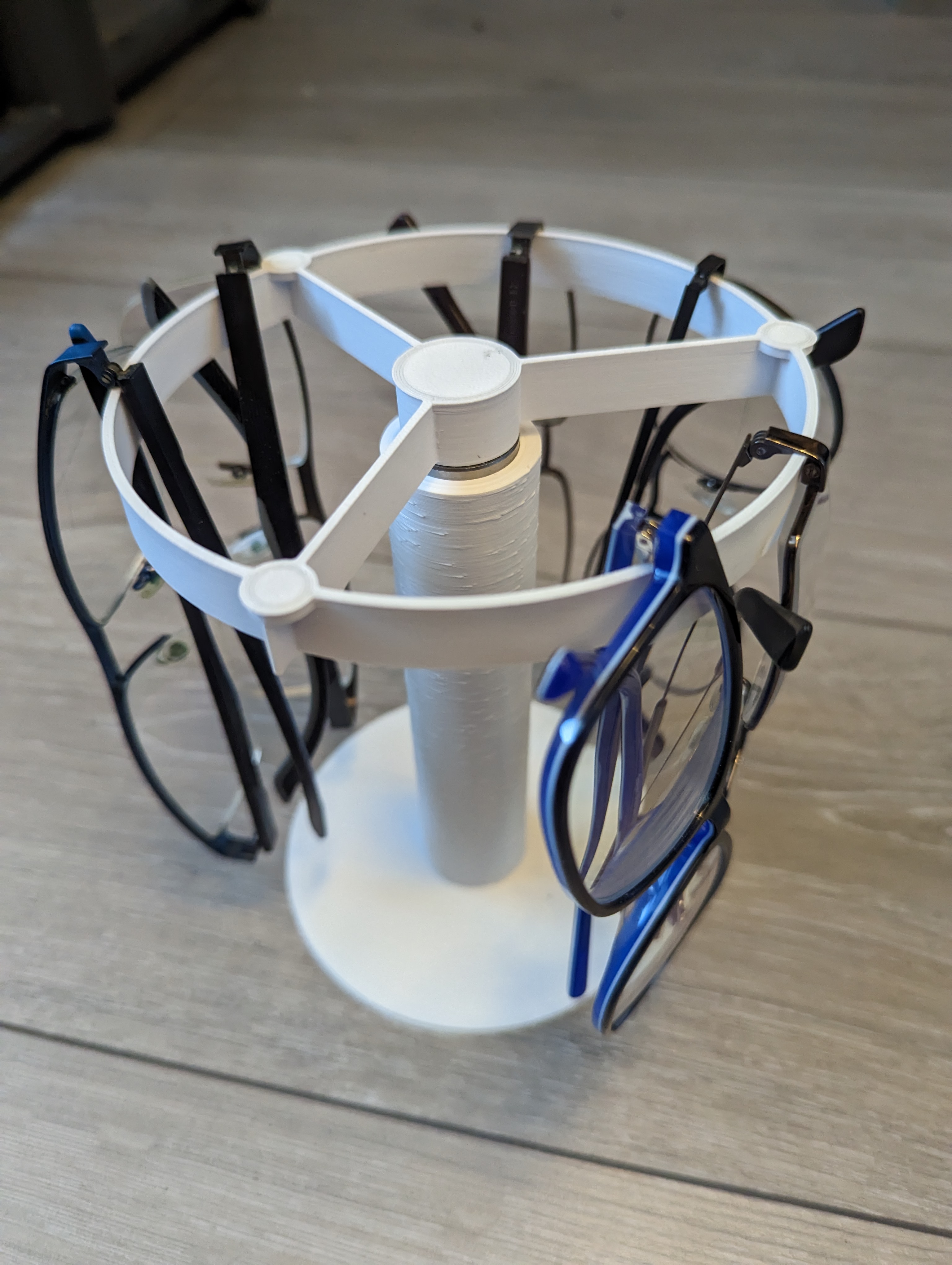 Rotating Glasses Holder Tower