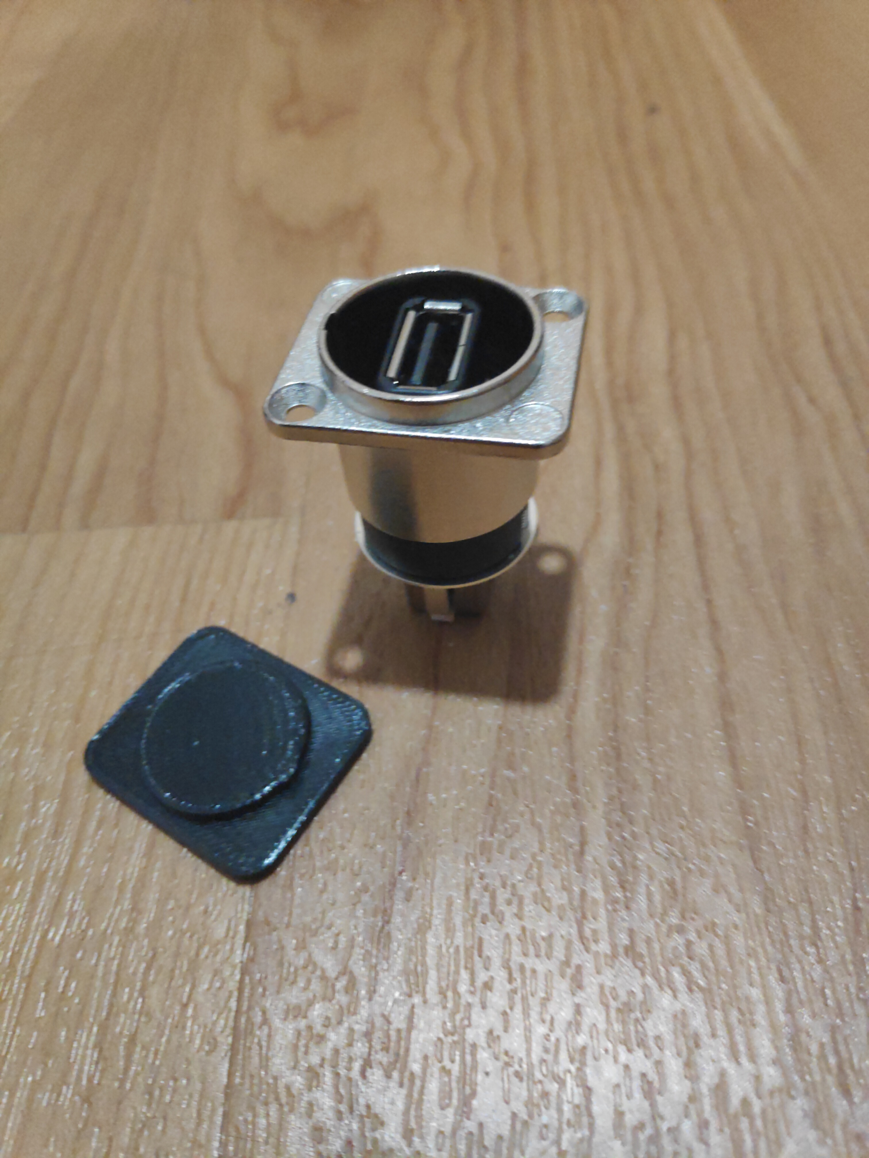 Neutrik NAUSB-W Cap / Dustcover