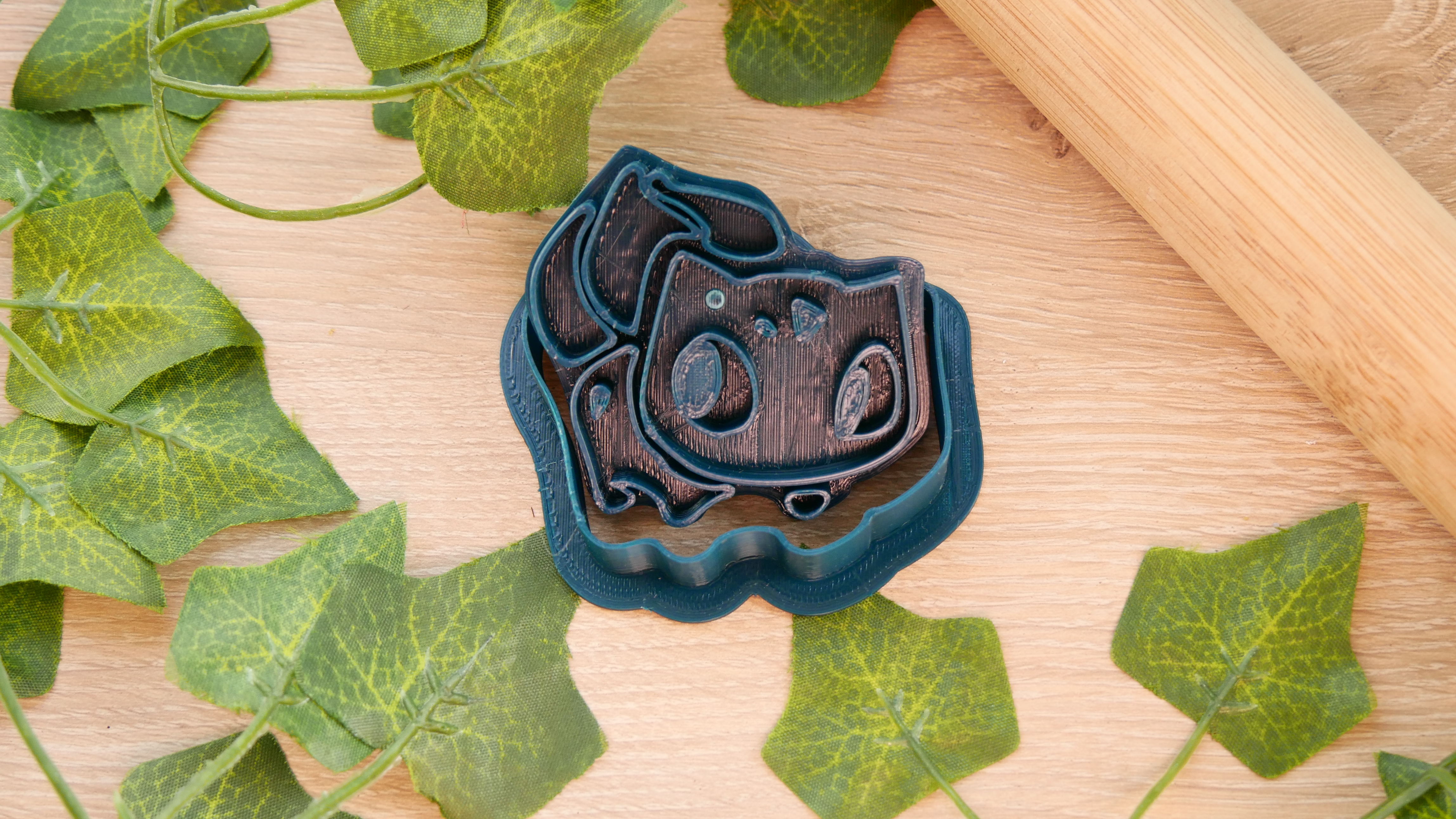Miniatura 2 do modelo 3D Bulbasaur Evolution Cookie Cutters