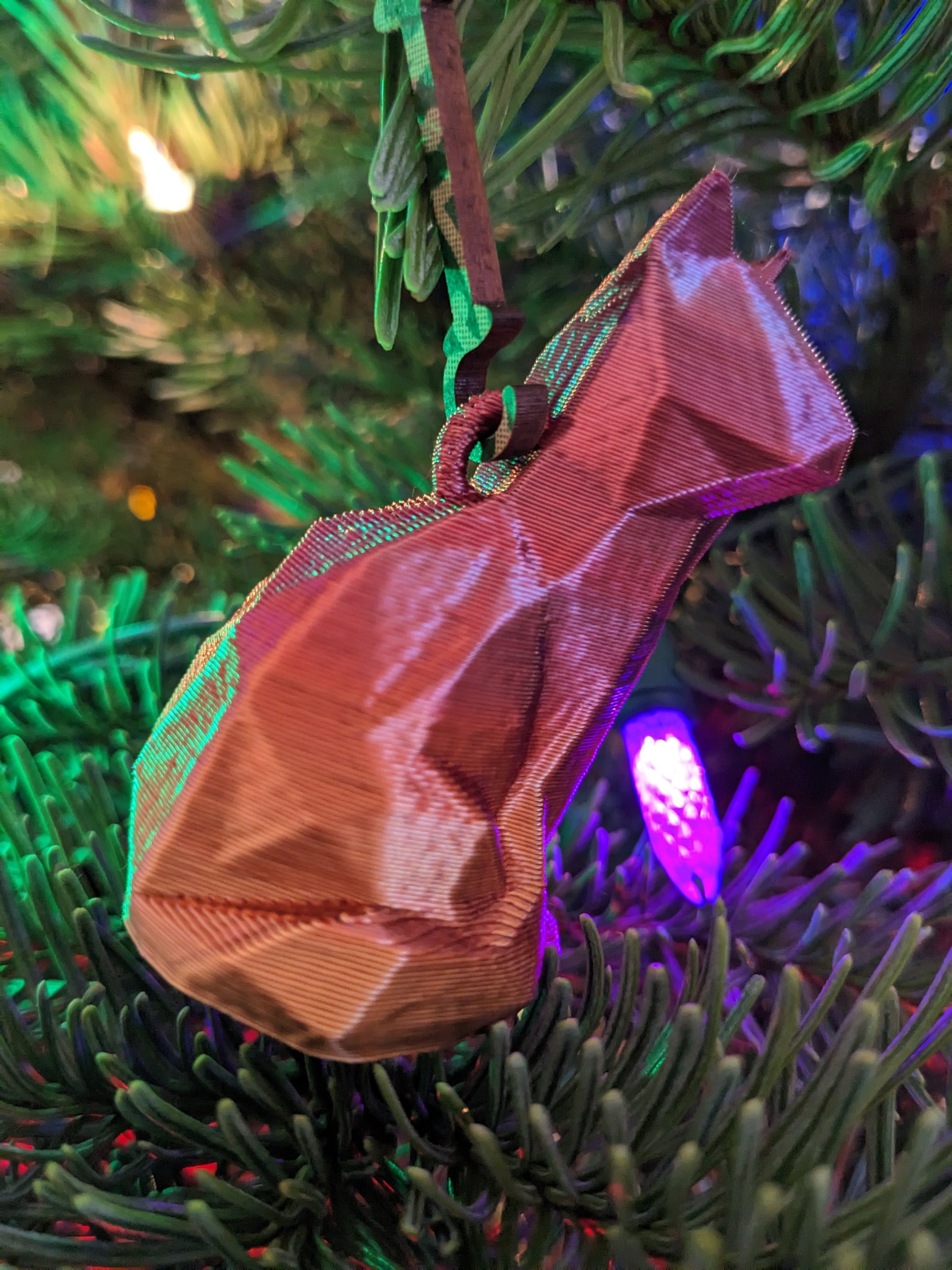 low poly cat ornament 3D model thumbnail