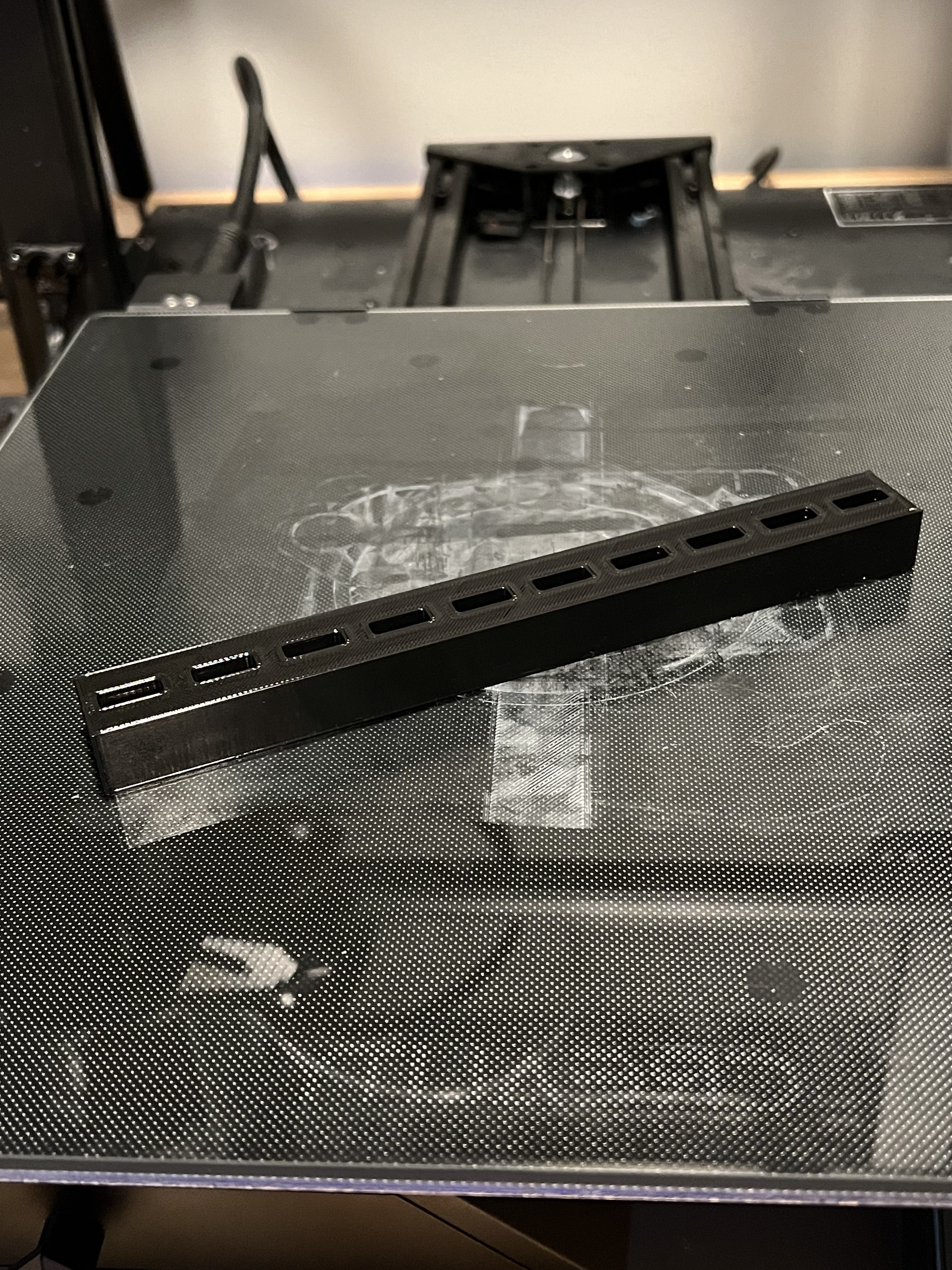 USB Holder (Horizontal)