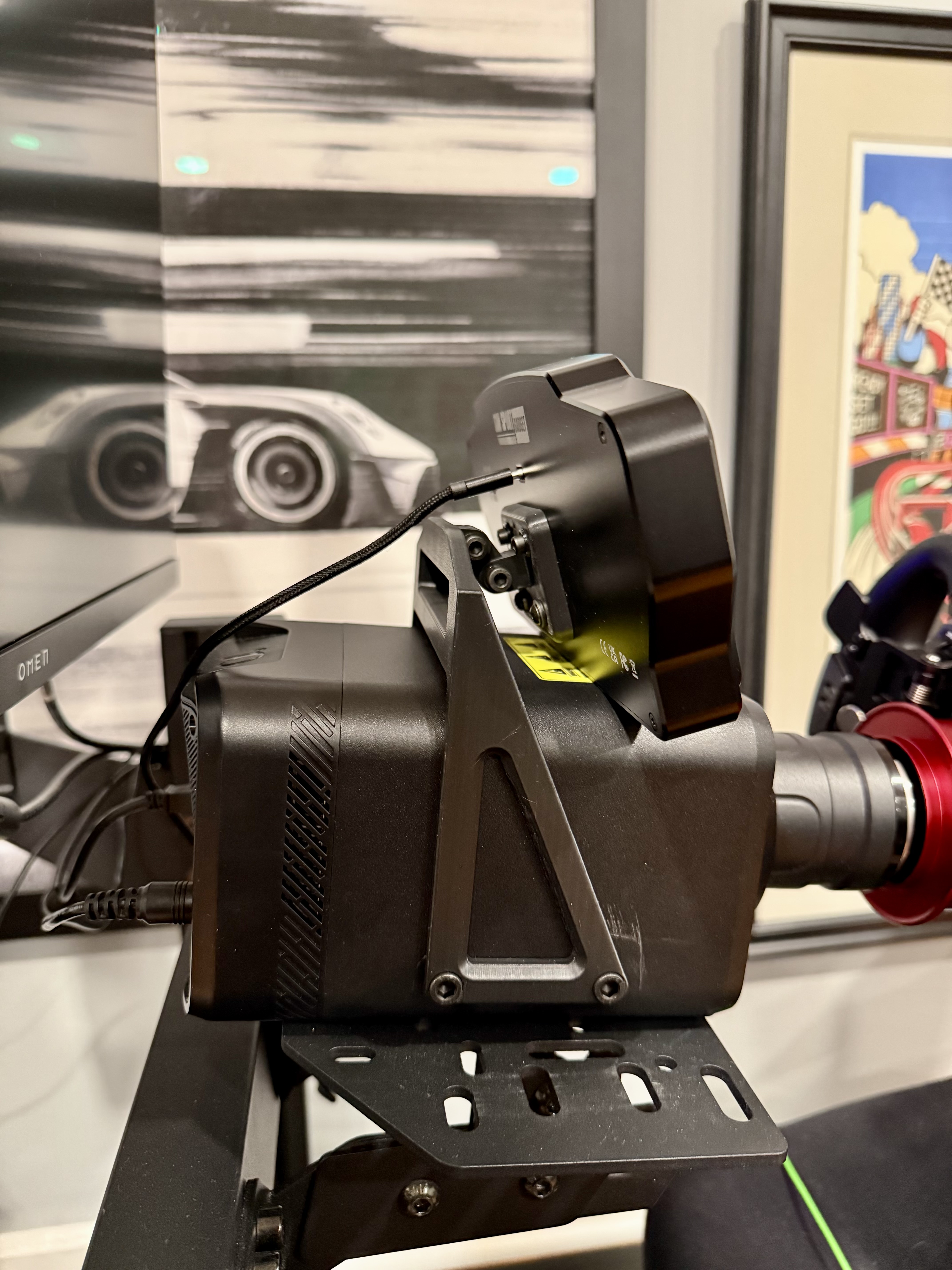 SSG Dashboard Display DV-8 mounting bracket for Simagic EVO
