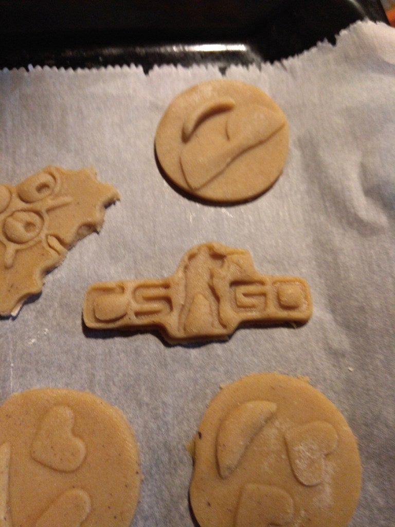 Miniatura 7 do modelo 3D CS:GO Logo Cookie Cutter